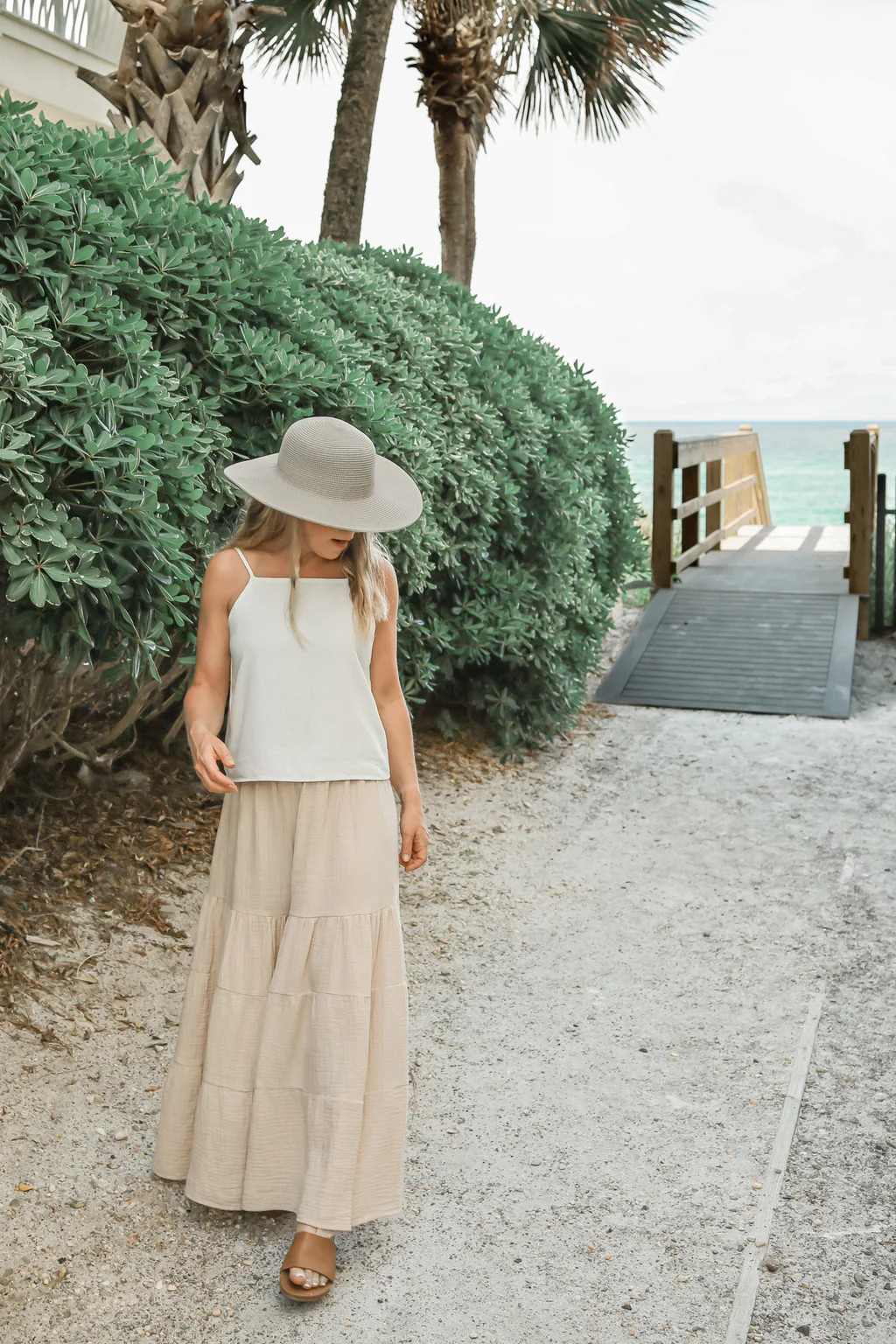 Women's Cassie Linen Top (almond) | INDIE BLUE