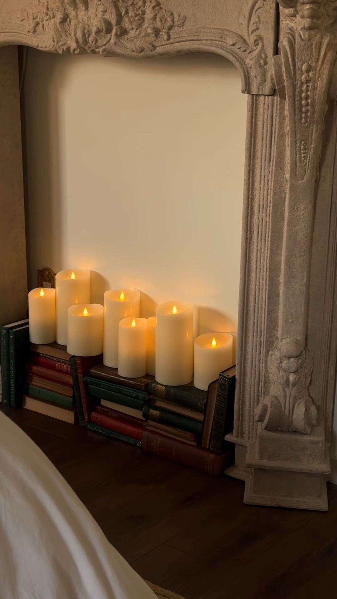 A cozy fireplace alternative!

#fireplace #fireplacemantle #fauxfireplace #christmasdecor #christmasdecorations #flamelesscandles

#LTKFindsUnder50 #LTKHome #LTKHoliday