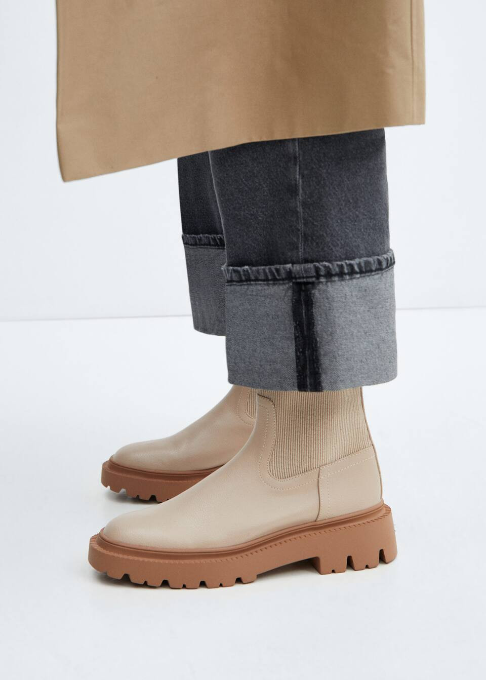 Platform track-sole ankle boots -  Women | Mango USA | MANGO (US)