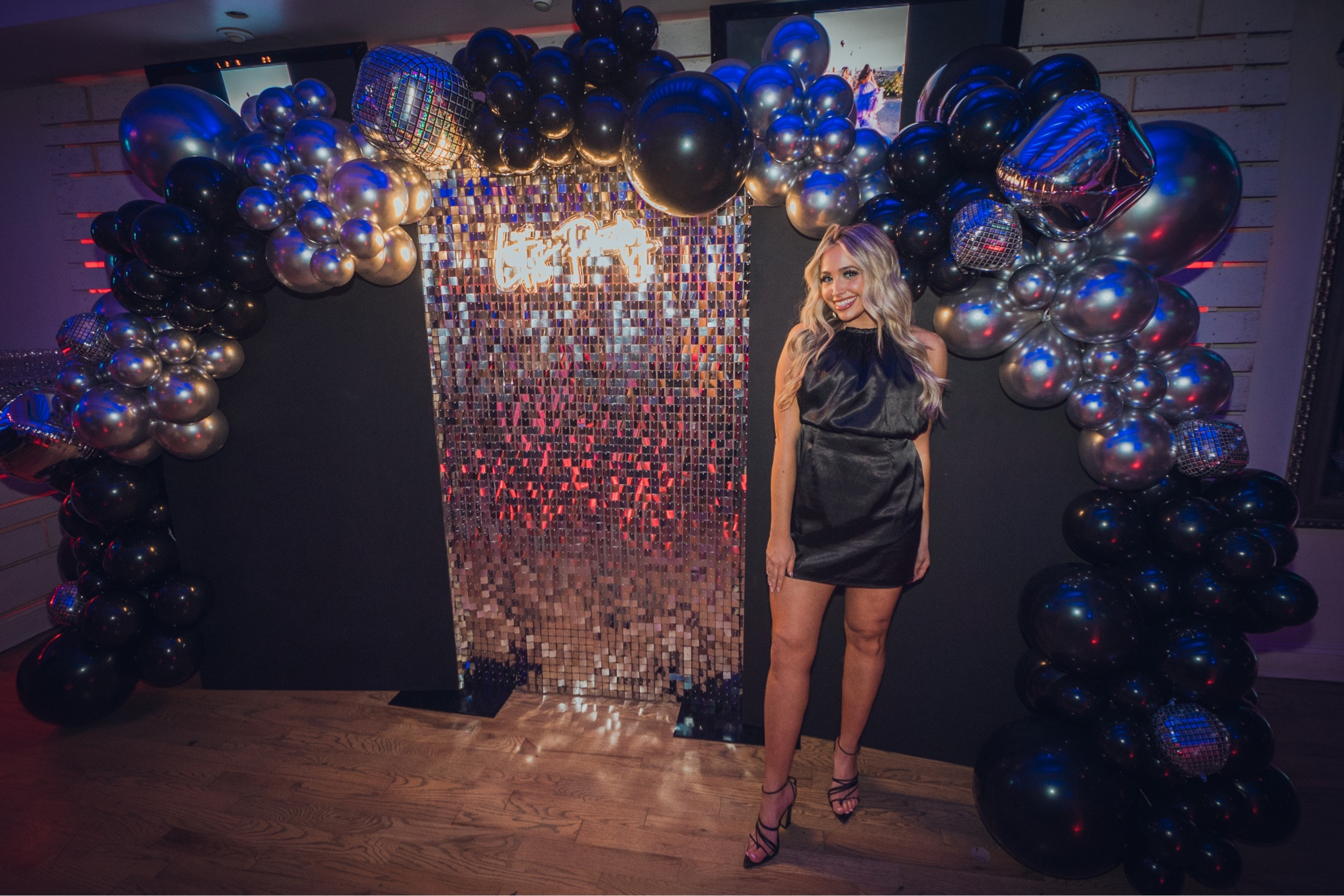 She’s a balloon artist too 🙋🏼‍♀️🎈 (She as in me)  

#LTKunder50 #LTKFind #LTKstyletip