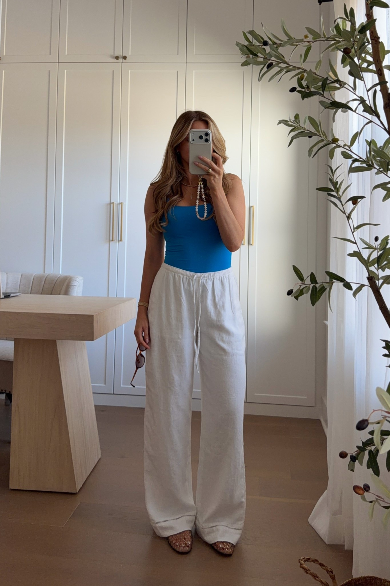 top: xs // pants: xs regular (i’m 5’3)