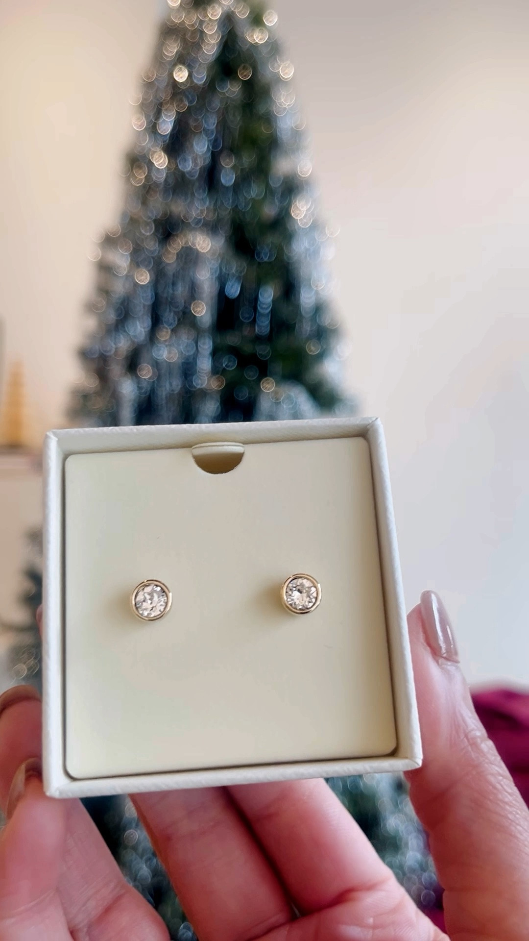 Add a little bit of the classic Swarovski sparkle to your life with these beautiful earrings. Grab them on the Swarovski website or on the Amazon website where they are on sale for $55! #courthousrcouture 

#LTKHoliday #LTKFindsUnder100 #LTKGiftGuide