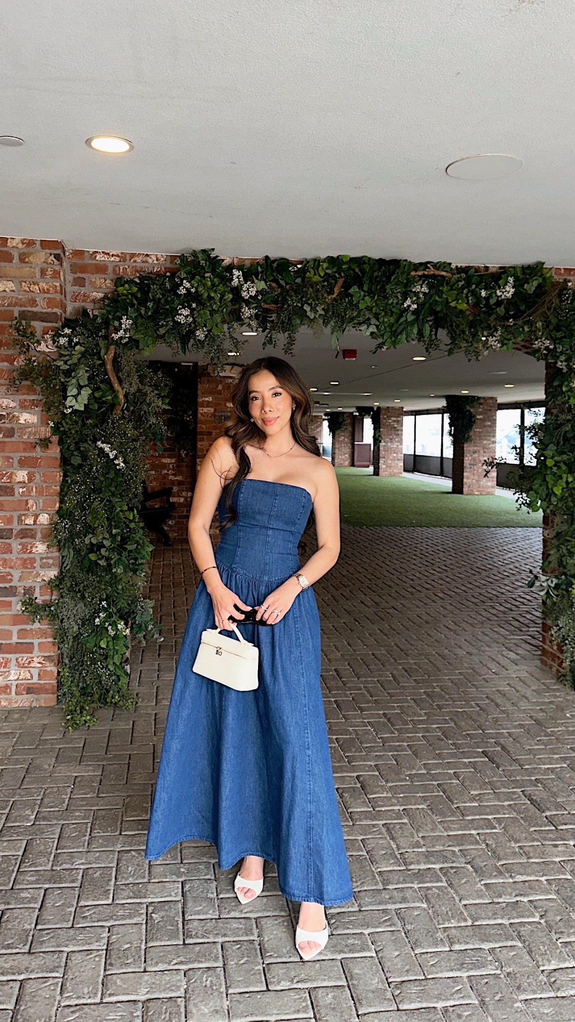 This dress is stunning! Wearing XS #denimdress #denimmaxidress #zara 

#LTKWatchNow #LTKSeasonal #LTKStyleTip