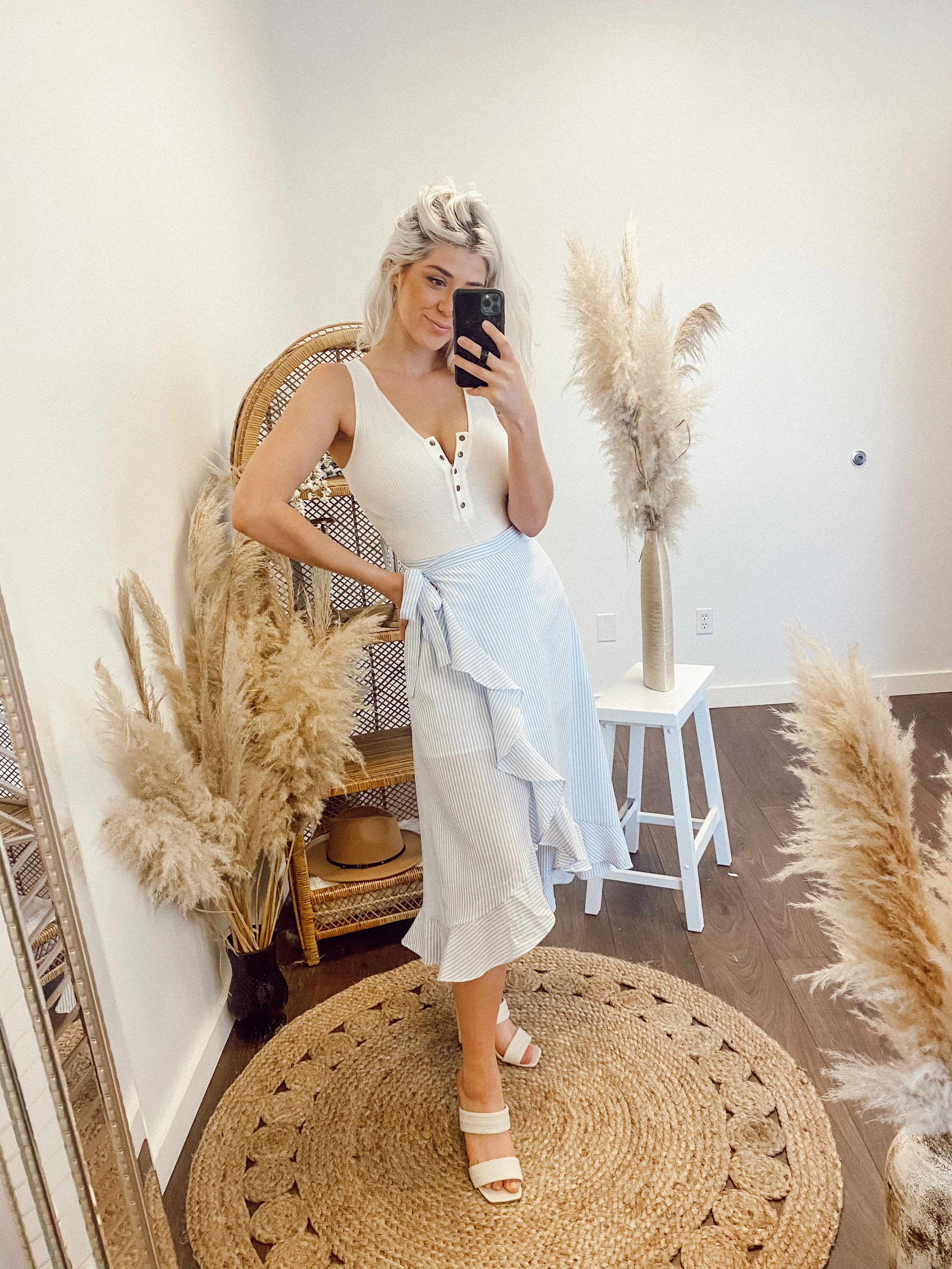 Siesta Key Wrap Skirt (Ivory/Blue)FINAL SALE | Blue Layne Boutique