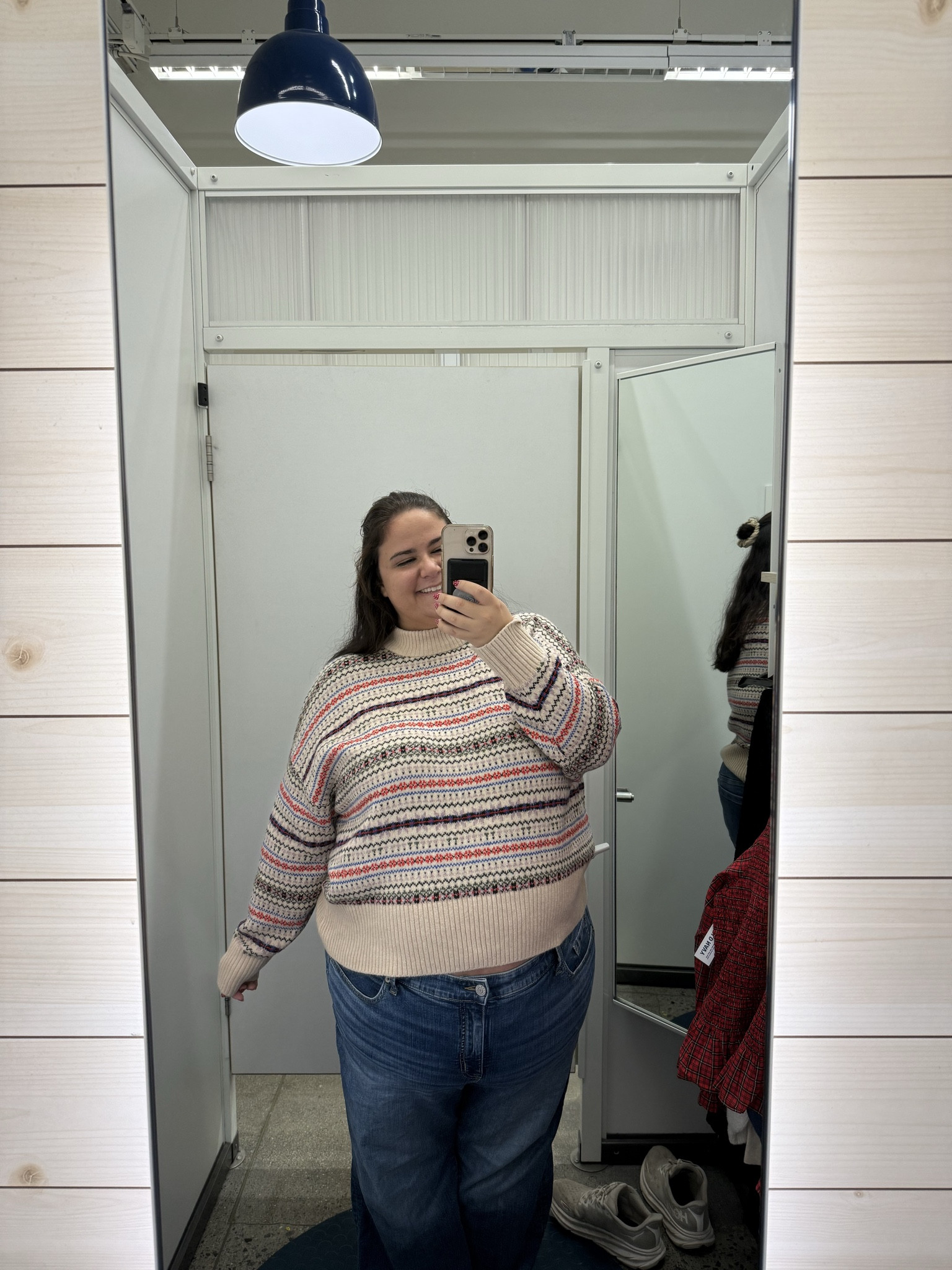 Wearing size 2x in old navy sweater 

#LTKFindsUnder50 #LTKHoliday #LTKPlusSize