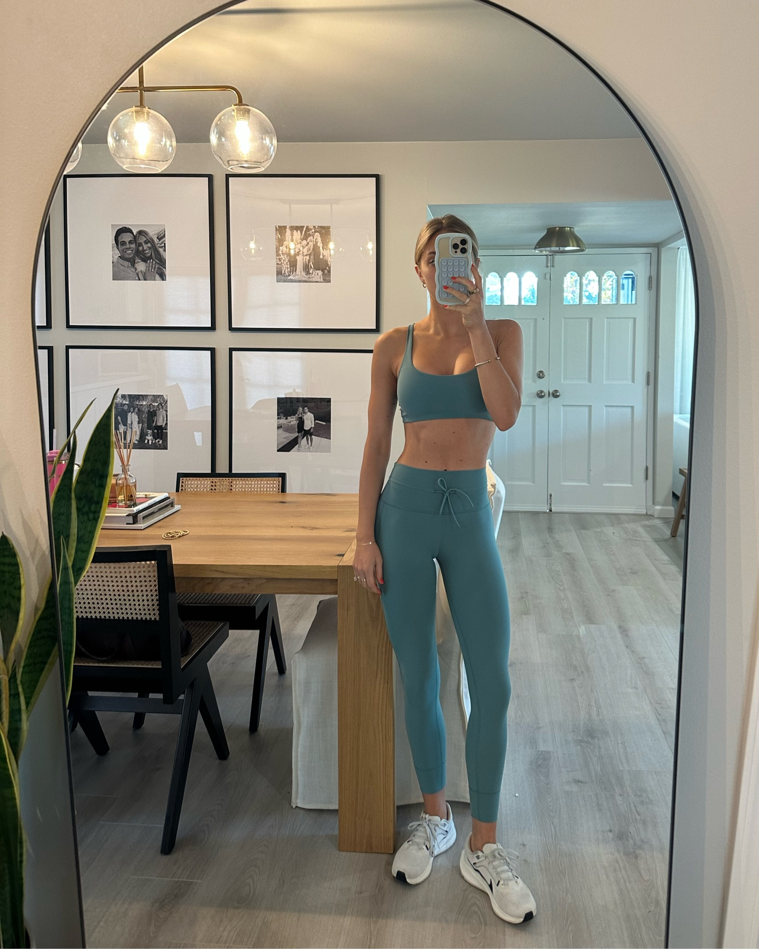 This is the @vuoriclothing yosemite bra + daily legging 💘 high quality soft fabric & great for any activity level! runs tts 

#LTKstyletip #LTKfitness