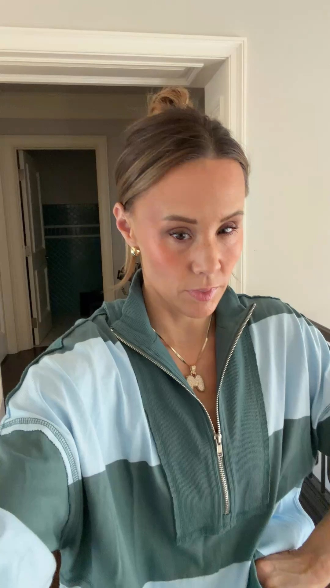 Timer clean with me🫶🏼the only way I get things done these days!!!  

#LTKdayinmylife #LTKmomlife #LTKootd