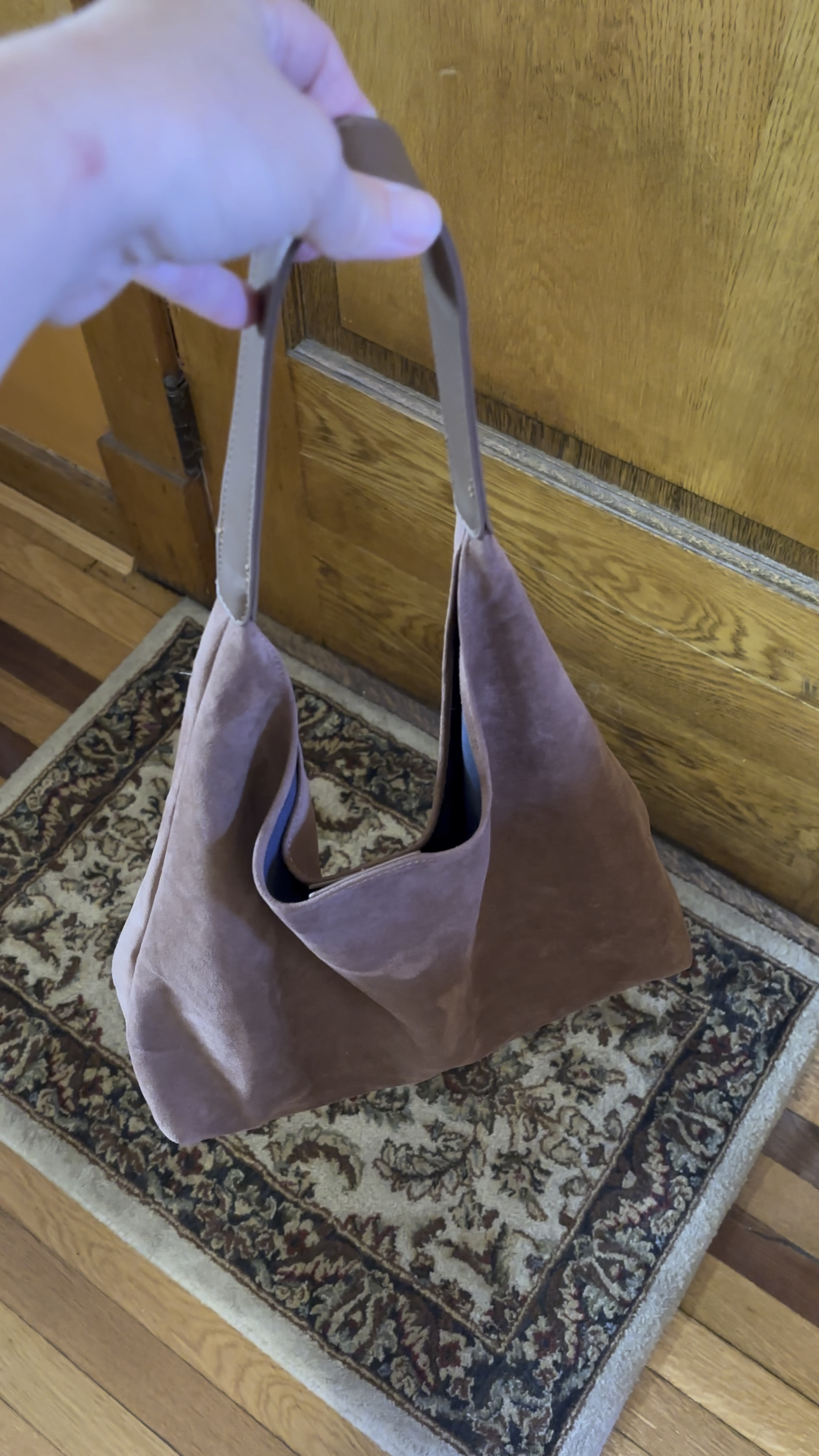 Picked this as my fall purse! It’s a pretty brown suede and comes with a zipper pouch that you can keep your wallet or phone in.

Amazon, fall fashion, bag, purse, everyday bag, suede, mom bag, affordable finds

#LTKItBag #LTKFindsUnder50