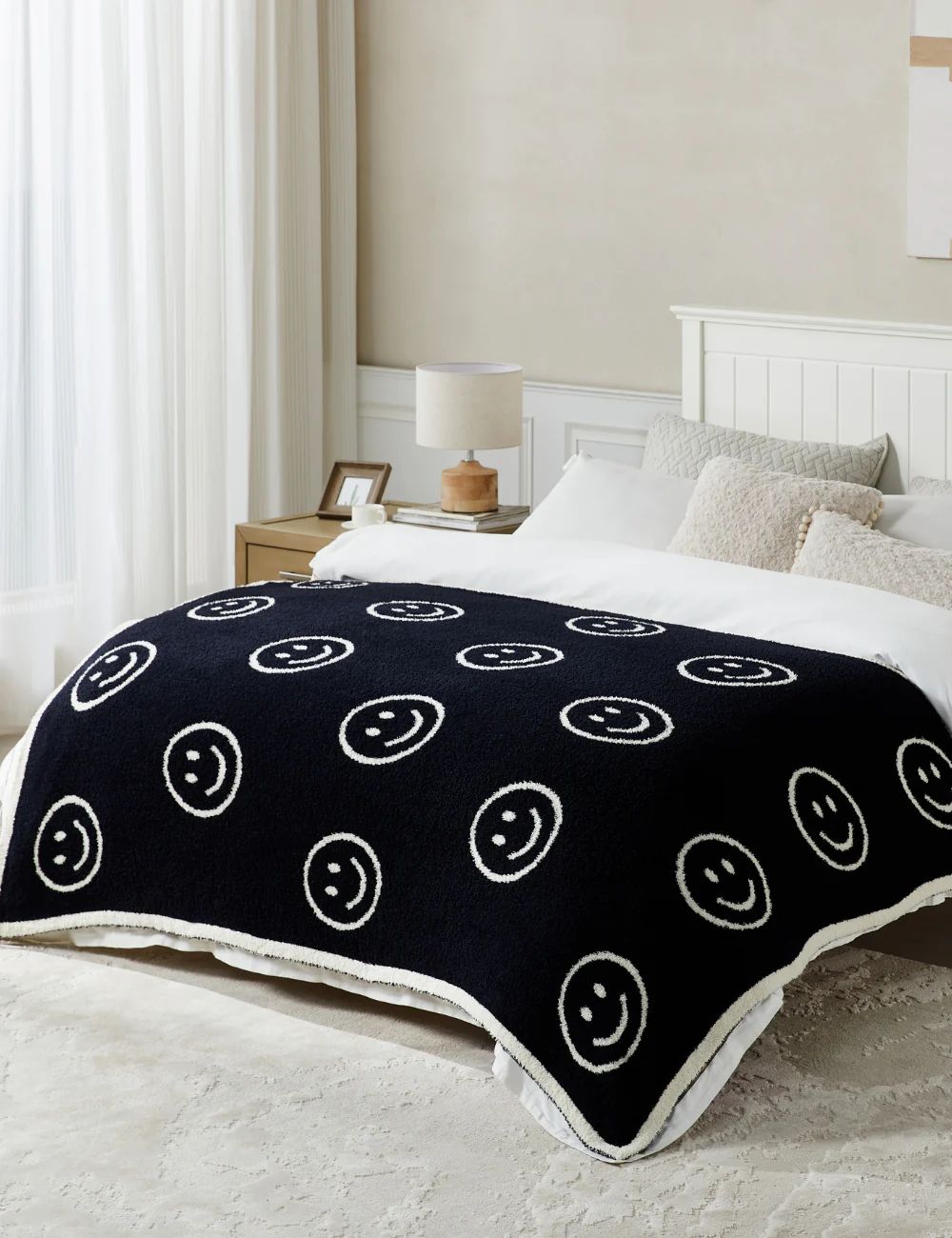 Smiley Buttery Blanket | The Styled Collection