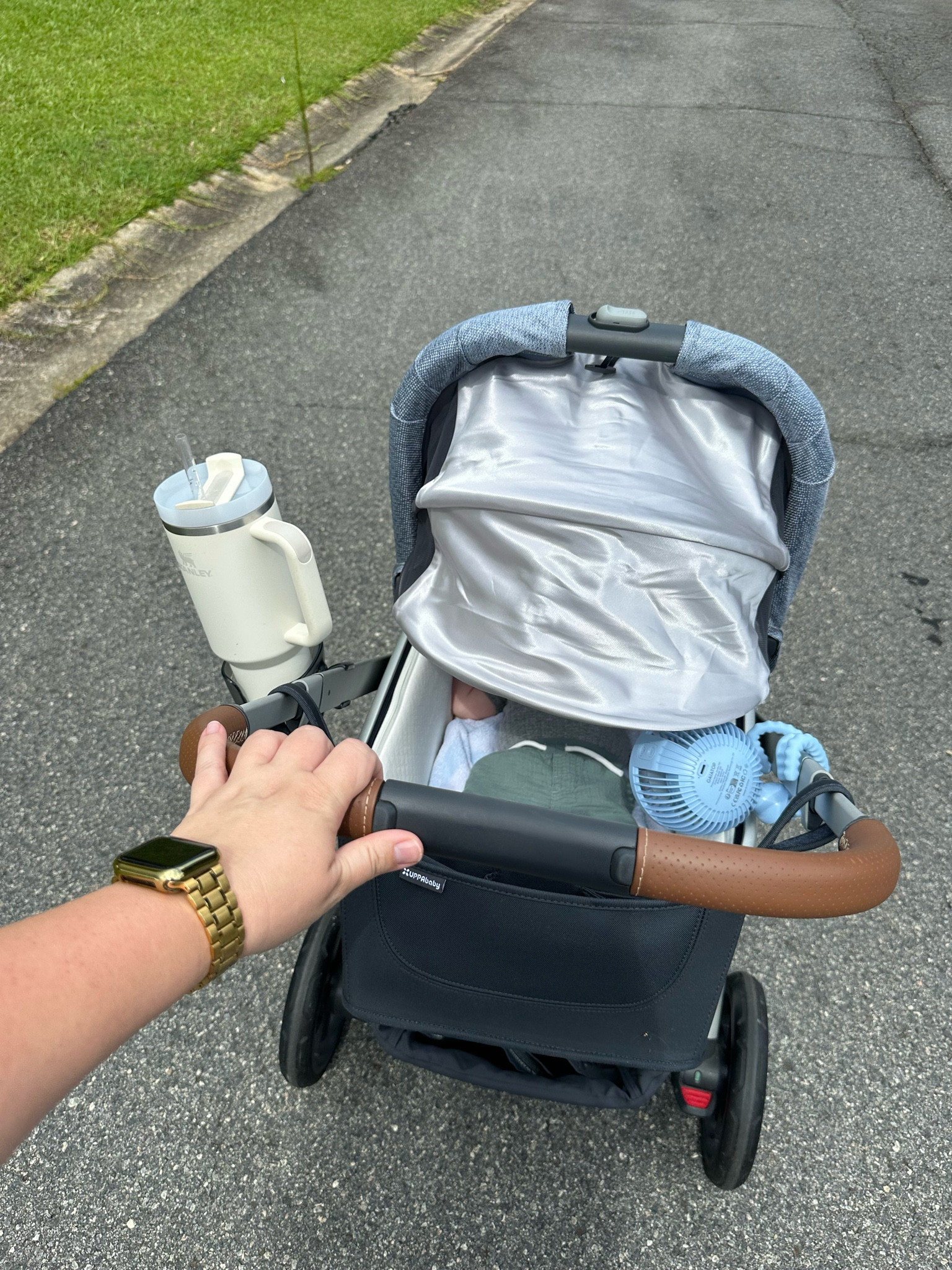 Hot Mom Walks! 
Stroller, stroller fan
New mom
Apple Watch band 
Postpartum fitness 

#LTKFitness #LTKBacktoSchool #LTKActive