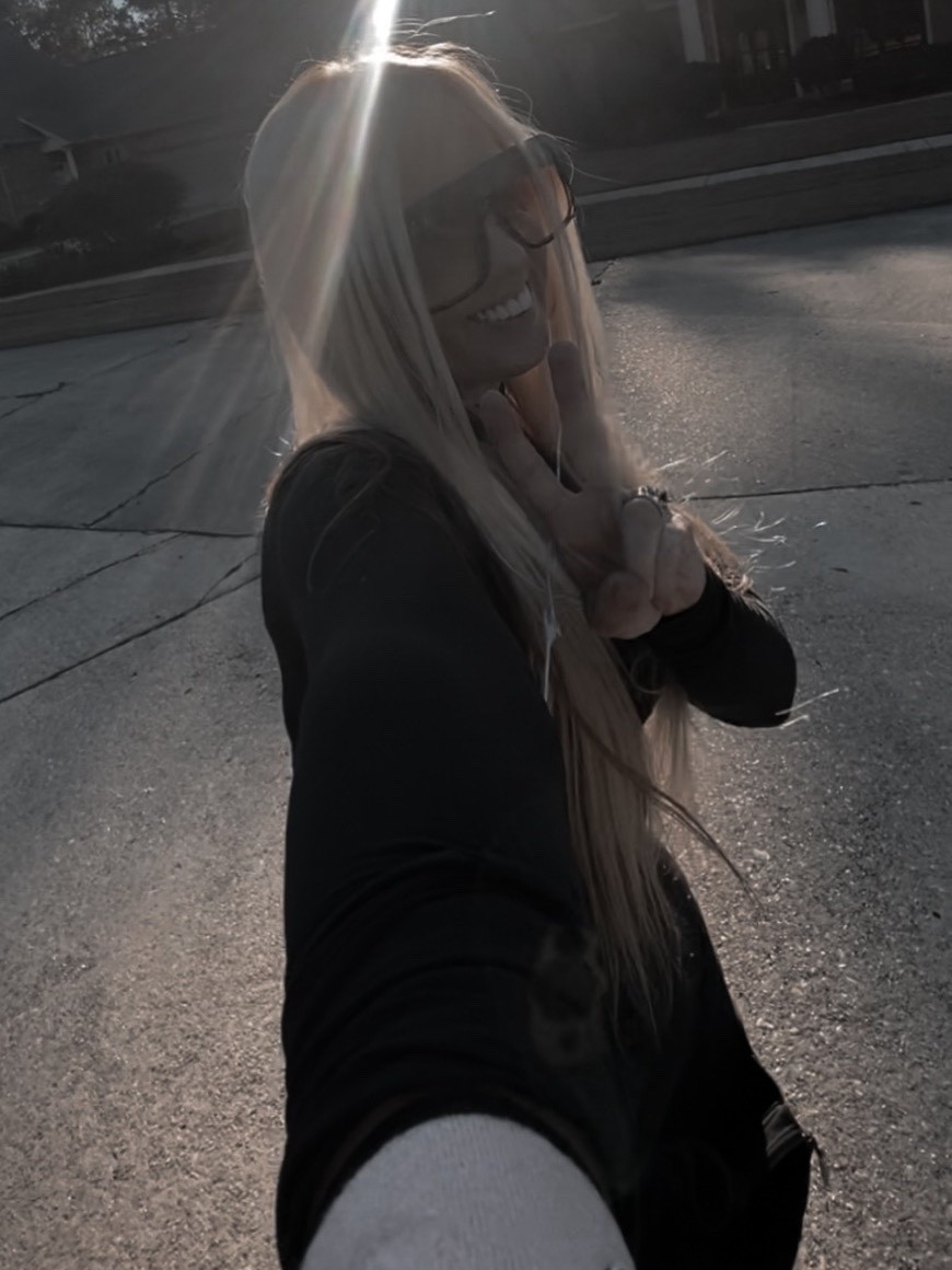 the walk.
because consistency burns more than cardio ever will.
drop lbs. keep your life. 

#LTKOver40 #LTKmomlife #LTKActive