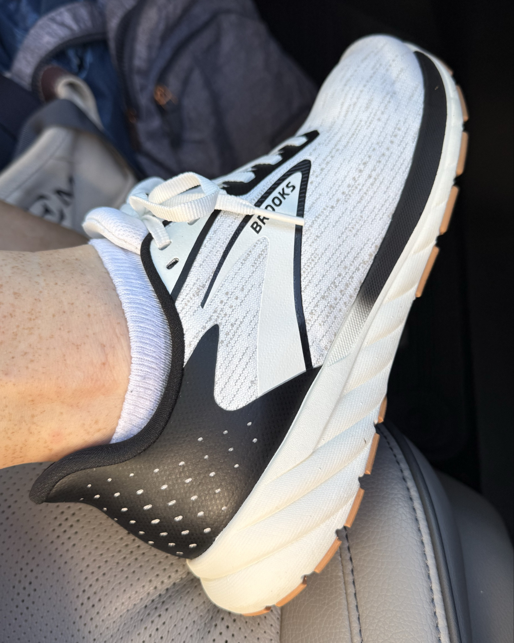How cute are these Brooks Running Walking Sneakers??! I’ve been wanting a new pair of black and white sneakers but my priorities are support, comfort and quality over cuteness. I’ve had success with Brooks Adrenaline in the past so when I saw these Anthems, they did not disappoint! Super lightweight, cushy, supportive and extremely comfy. Plus…the black and white are 🤩!
I got them on sale! Highly recommend.  There are some other nice colors including black with rose gold. Get them!! I plan to wear them all day at Universal Studios. 
Athletic. Shoes. Comfort. Brooks. Memory Foam. Fall Style. Running. Walking. Trending. Mom Fashion. 


#LTKStyleTip #LTKShoeCrush #LTKActive
