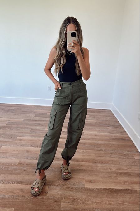 casual sprint outfit idea! i am lovinggg these cargo pants!! 

tank: size xs 
cargo pants: size s






cargo pants // spring outfits // cargo trend // amazon // amazon finds // amazon fashion // amazon must haves // amazon cargo pants // bodysuit // skims dupe // summer outfits // gucci // gucci slides // casual outfits // travel outfit // black bodysuit // comfy outfits // neutral outfits // pumiey // pumiey tank top // pumiey bodysuit // high waisted cargo pants // 




#LTKstyletip #LTKfindsunder50 #LTKfindsunder100