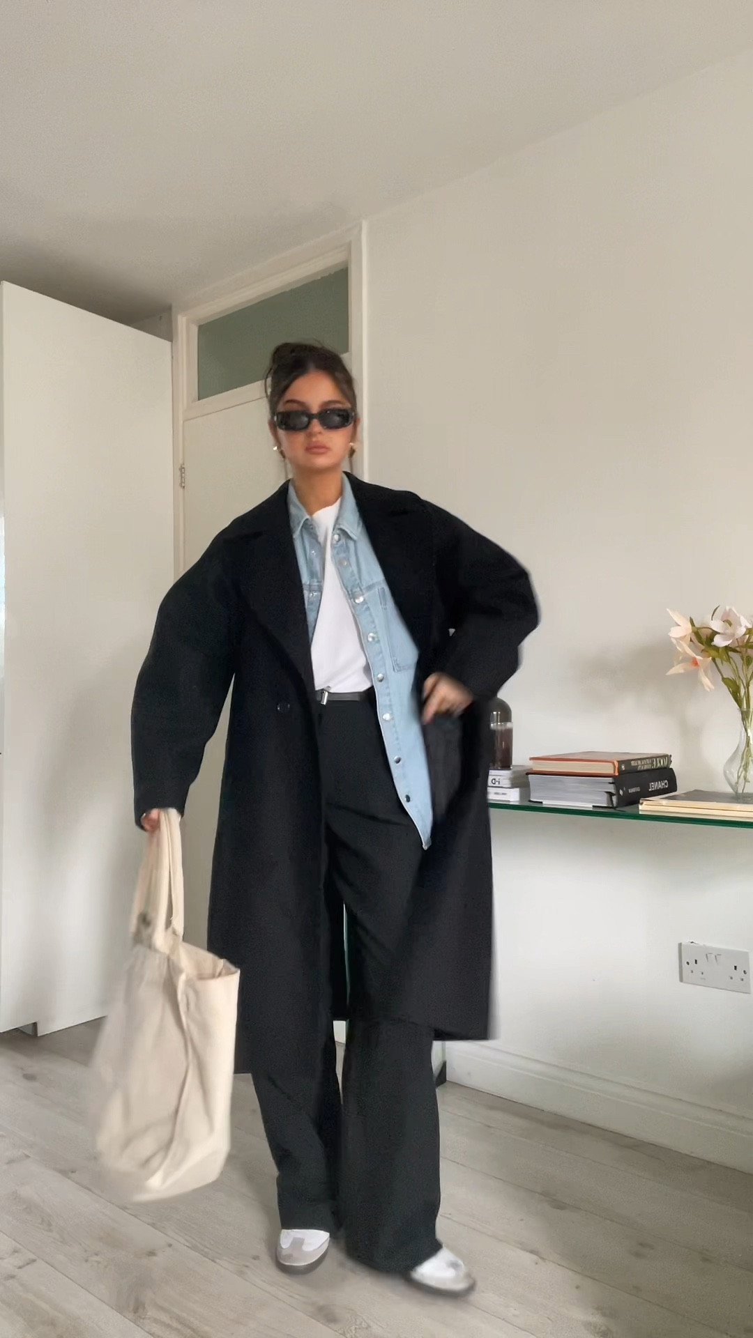 Day 21/30 

Uniqlo T-shirt 
New look shirt 
H&M wool coat 
Aritzia trousers 
Adidas samba #LTKxadidas 

#LTKfindsunder50 #LTKstyletip #LTKfindsunder100