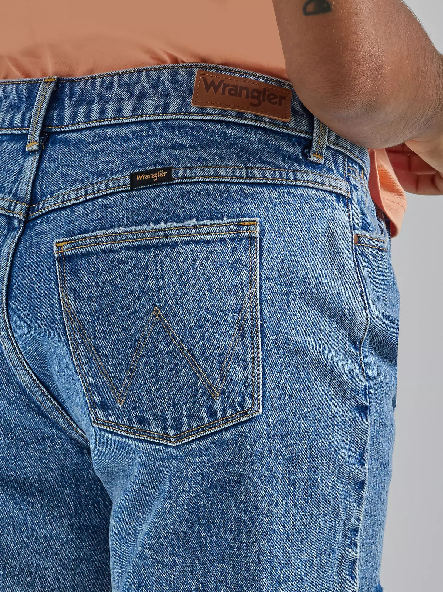 Women's High Rise Mid Thigh Short in Topaz | Wrangler