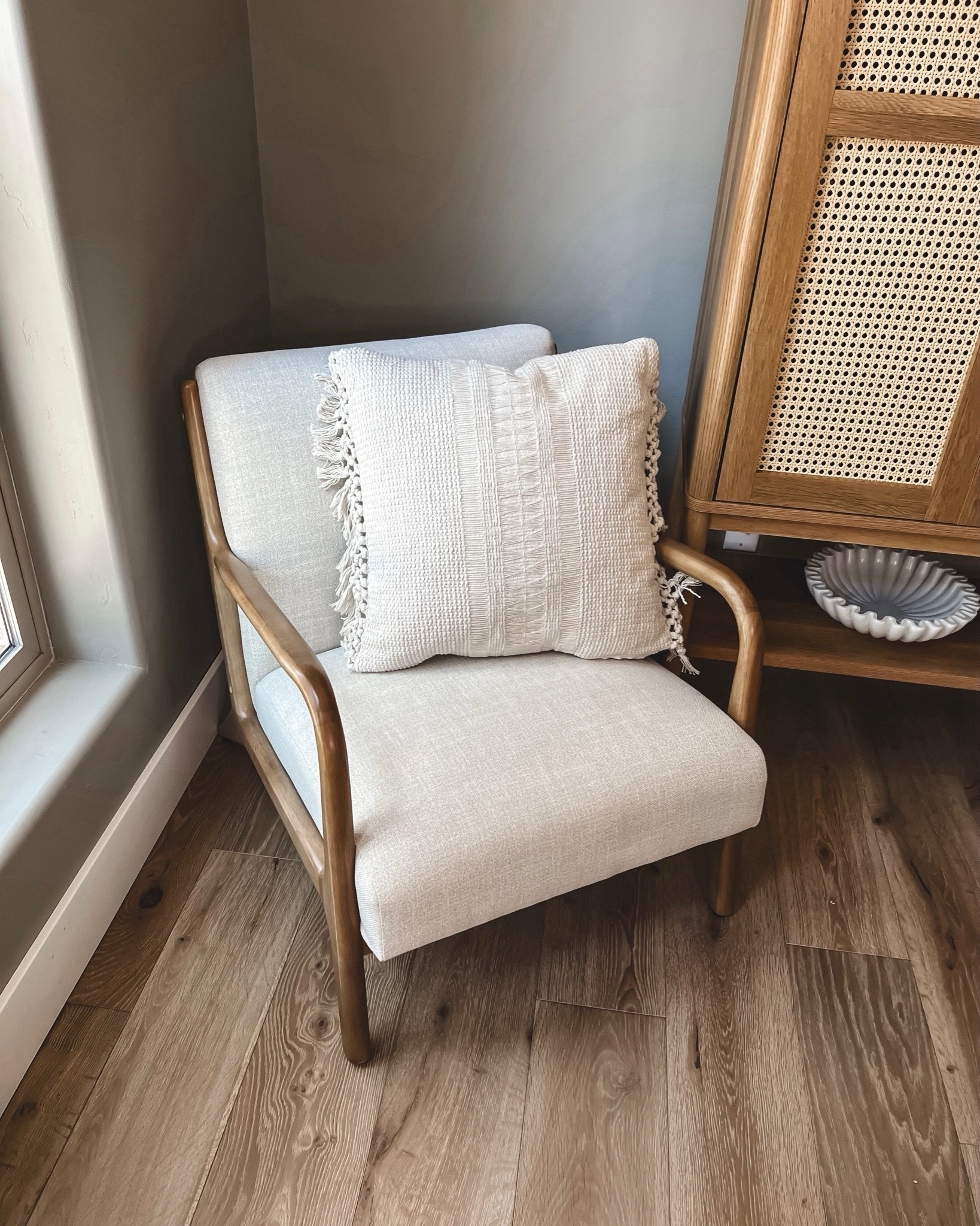 So obsessed with this beautiful cabinet! Can’t believe it’s $228!!! And from Walmart home..it is stunning and the perfect piece to store my go to handbags 
#LTKhome



#LTKHome #LTKFamily #LTKStyleTip