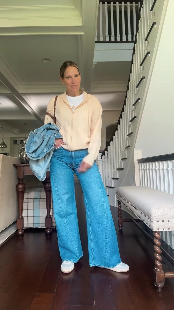 Casual girls night outfits are always my favorite kind of look. This combo feels easy, effortless, and perfect for a night out with friends. Lately I’ve been reaching for pieces that are comfortable while still feeling put together.

#LTKMidsize #LTKOver40 #LTKSeasonal