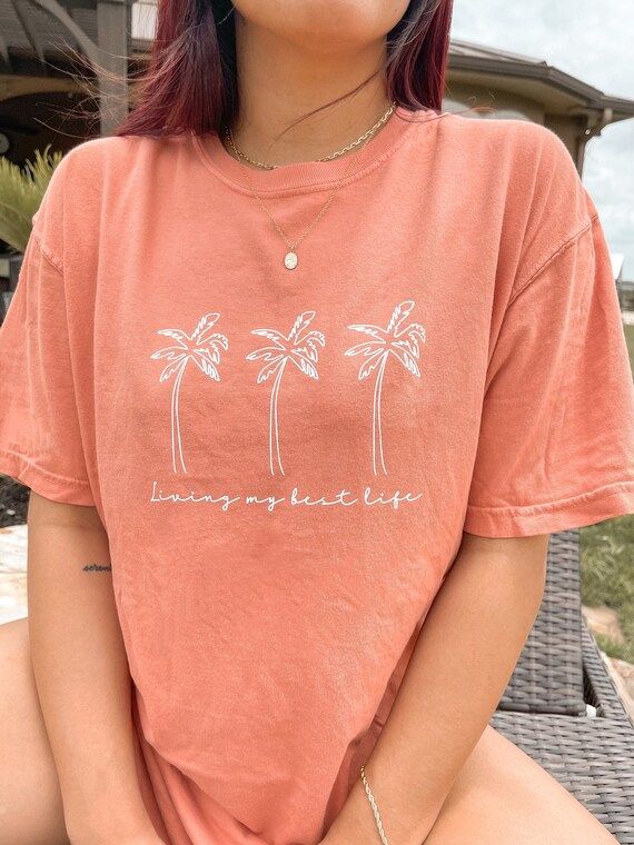 Palm Tree Tee, Living My Best Life Palm T-shirt, Beach Boho Aesthetic Tee Shirt, Summer Comfort B... | Etsy (US)