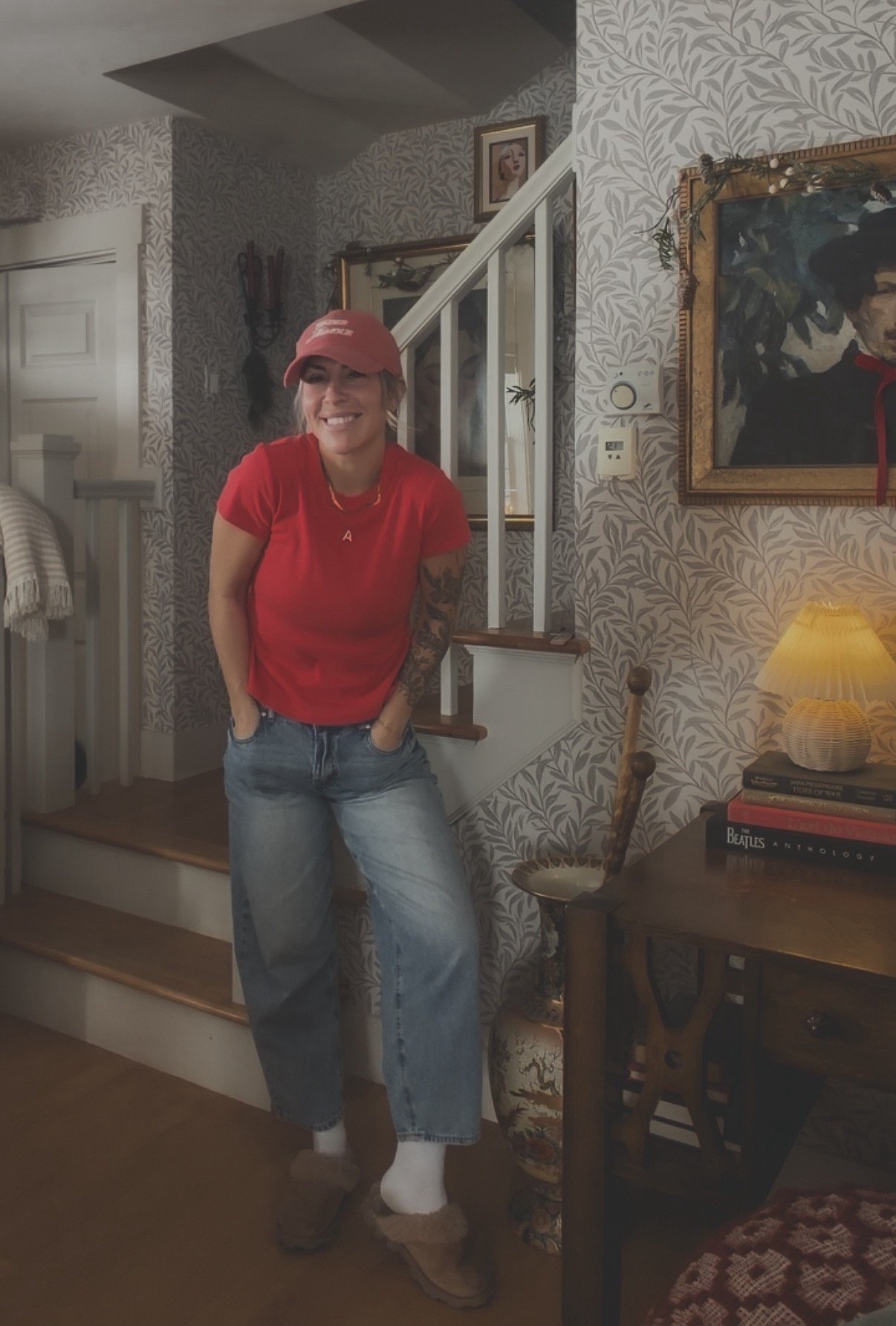 FAV casual t shirts and socks 👀

I wear a medium for a looser fit

Linked a couple of my fav barrel jeans too 👖

#LTKsale #LTKgiftguide #LTKcanada