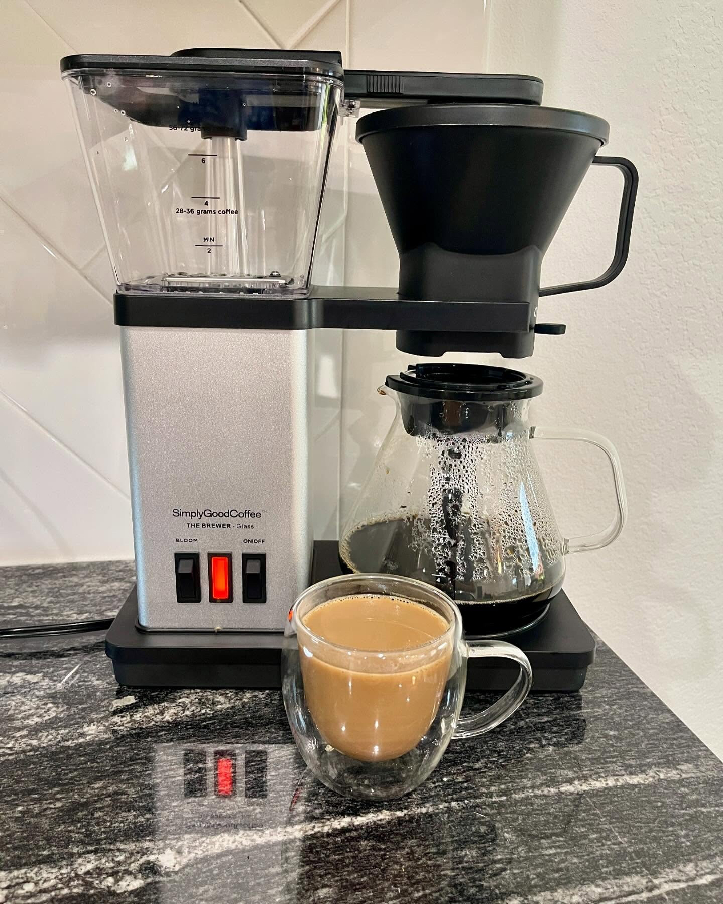 Rainy mornings call for hot coffee at home ☕🌧️ I’ve been using this sleek coffee brewer from Brew Simply Good Coffee and I’m obsessed! It’s fast, easy to use, and looks so chic on the counter. If you're looking to upgrade your kitchen setup or simplify your daily coffee routine, this is a must-have. Linked it in my LTK under kitchen finds + home coffee bar must-haves 🤍
#LTKHome #LTKFindsUnder100 #LTKKitchen


#morningcoffee #mondayvibe

#LTKHome #LTKFindsUnder100 #LTKSummerEdit