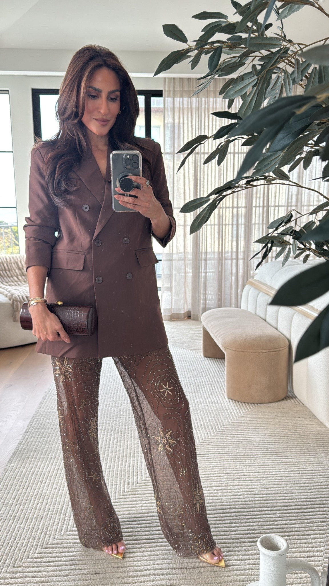 Tonight’s look! Love this blazer so much! ❤️

#LTKStyleTip #LTKBeauty #LTKOver40