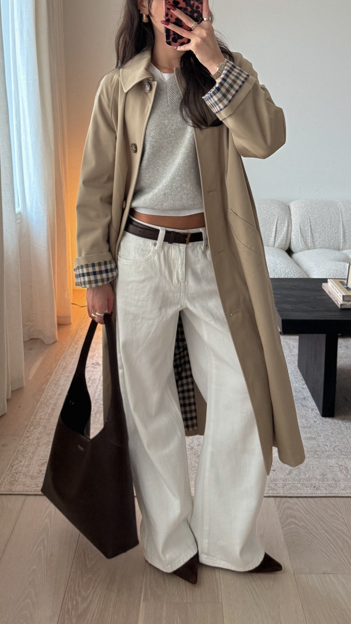 sweater is no longer sold in grey but linked the other colors (size xxs)
jeans are size xs shorts
white tee is xxs
trench is size US 0

#LTKootd