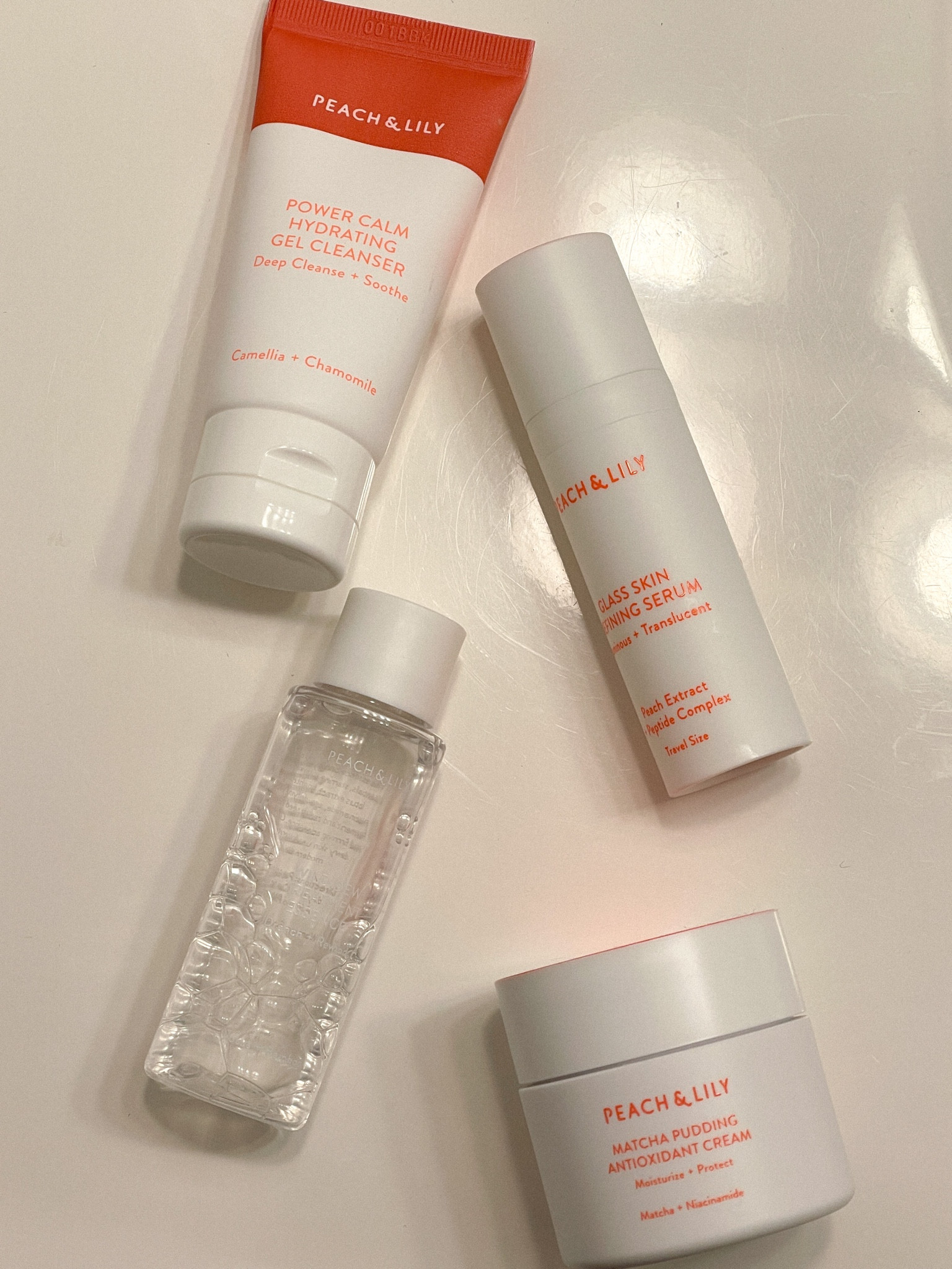 My go-to’s for hydrated glassy skin! ✨🤍💧🫧
•
•
•
#skincare #beauty #cleanbeauty #kbeauty #peach&lily #summerskincare

#LTKSeasonal #LTKunder100 #LTKbeauty