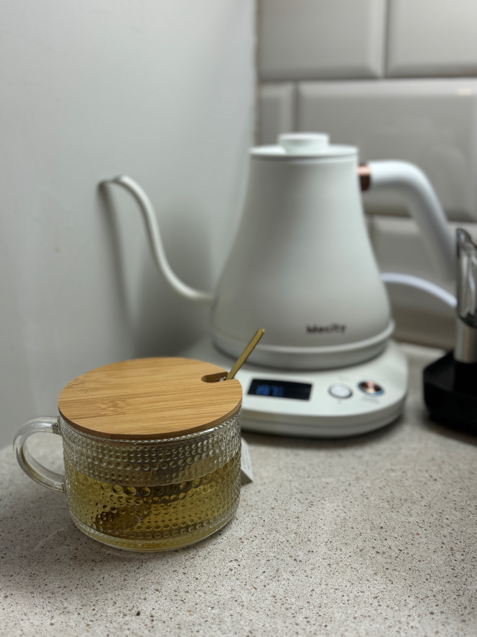 Goose neck Tea kettle and vintage coffee mugs with lid 

#LTKSeasonal #LTKGiftGuide #LTKHoliday
