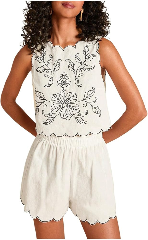 MakeMeChic Women's 2 Piece Set Boho Beach Vacation Outfits Floral Crop Tops Shorts Set | Amazon (US)