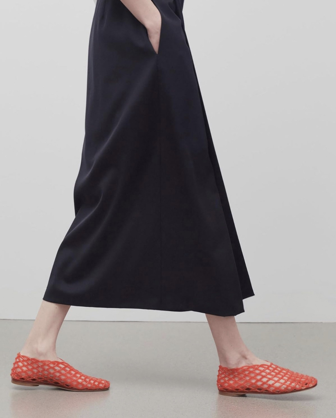 The Row Amazon dupes!

#LTKFindsUnder100 #LTKShoeCrush #LTKStyleTip