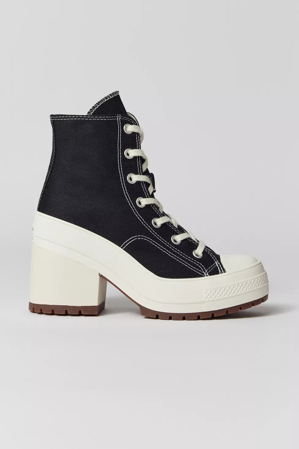 Converse Chuck 70 De Luxe Heeled Sneaker | Urban Outfitters (US and RoW)