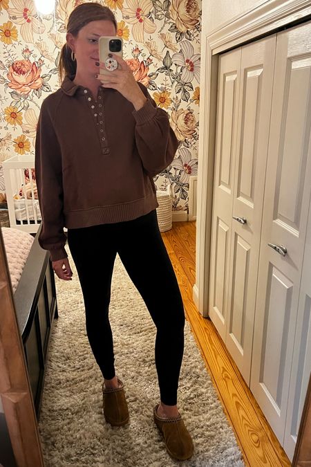 This sweatshirt is a more cropped fitting one with Henley snap details! I got my true size medium in this one and am glad I did, it’s not as oversized as many of their tops. With high waisted bottoms it still works while pregnant and is nursing friendly too!

#LTKSale #LTKbump