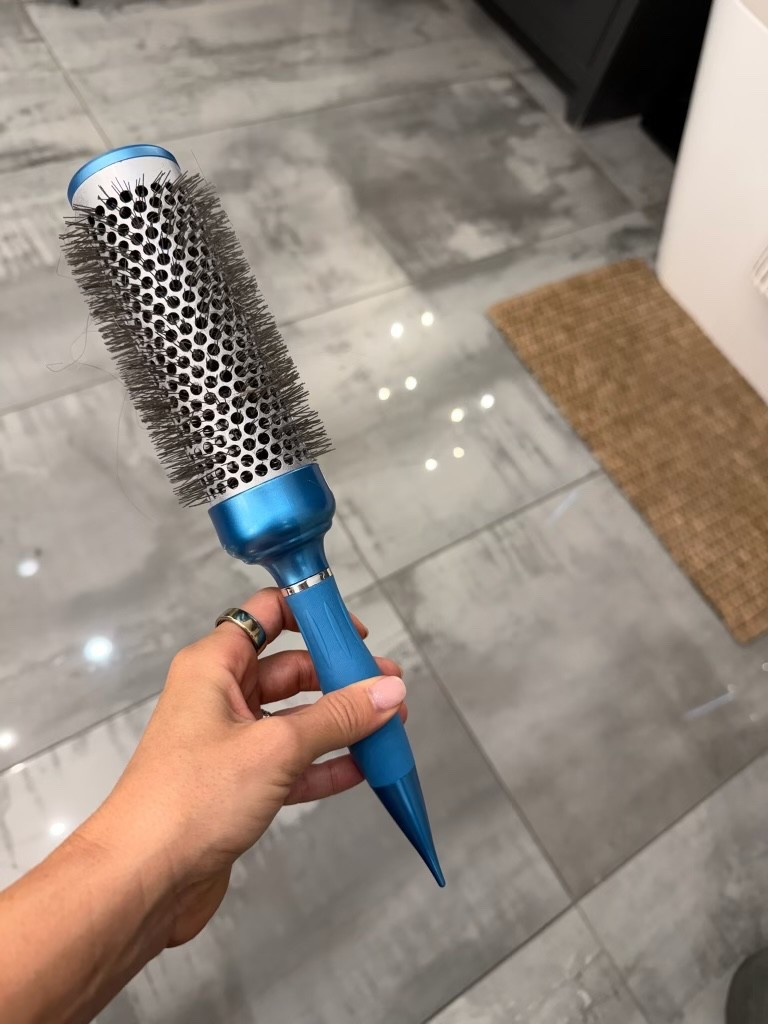 My fave thermal hair brush!

Amazon, amazon finds, thermal brush, hair brush, hair products, hair care