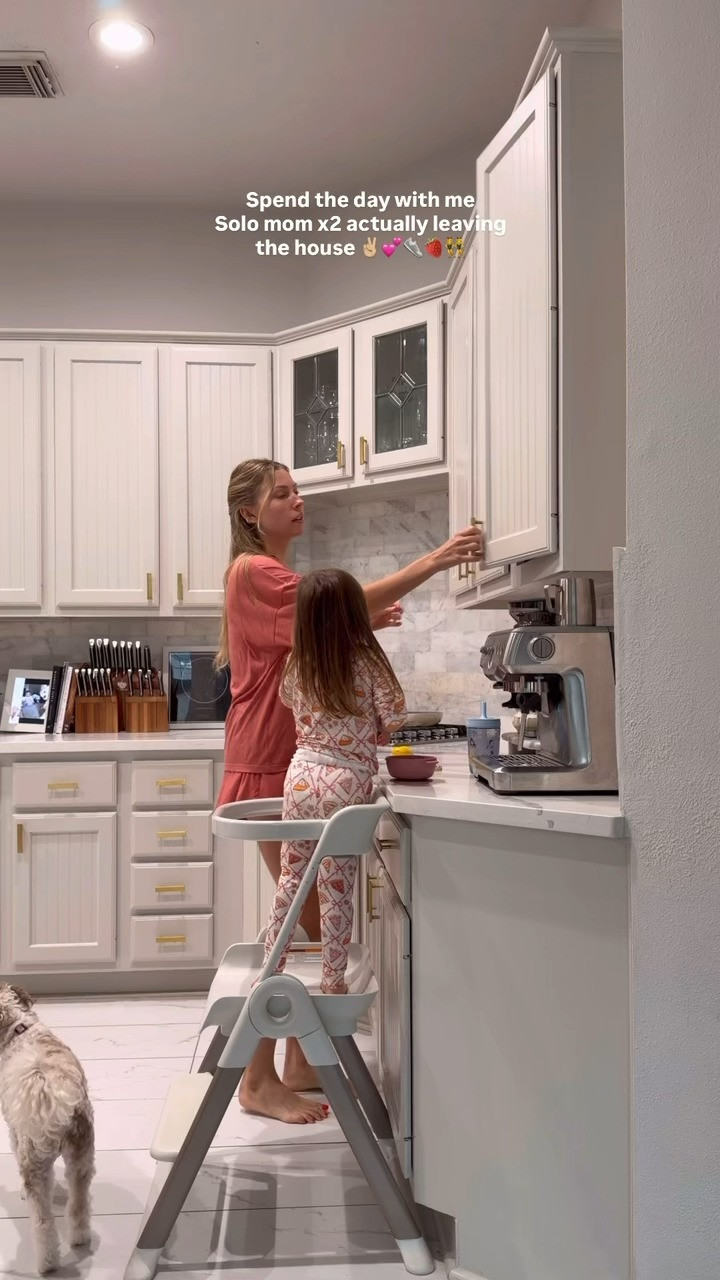 Solo mom vlog! spend the morning / afternoon with me! Linking what I can!  

 #LTKdayinmylife #LTKootd #LTKmomlife