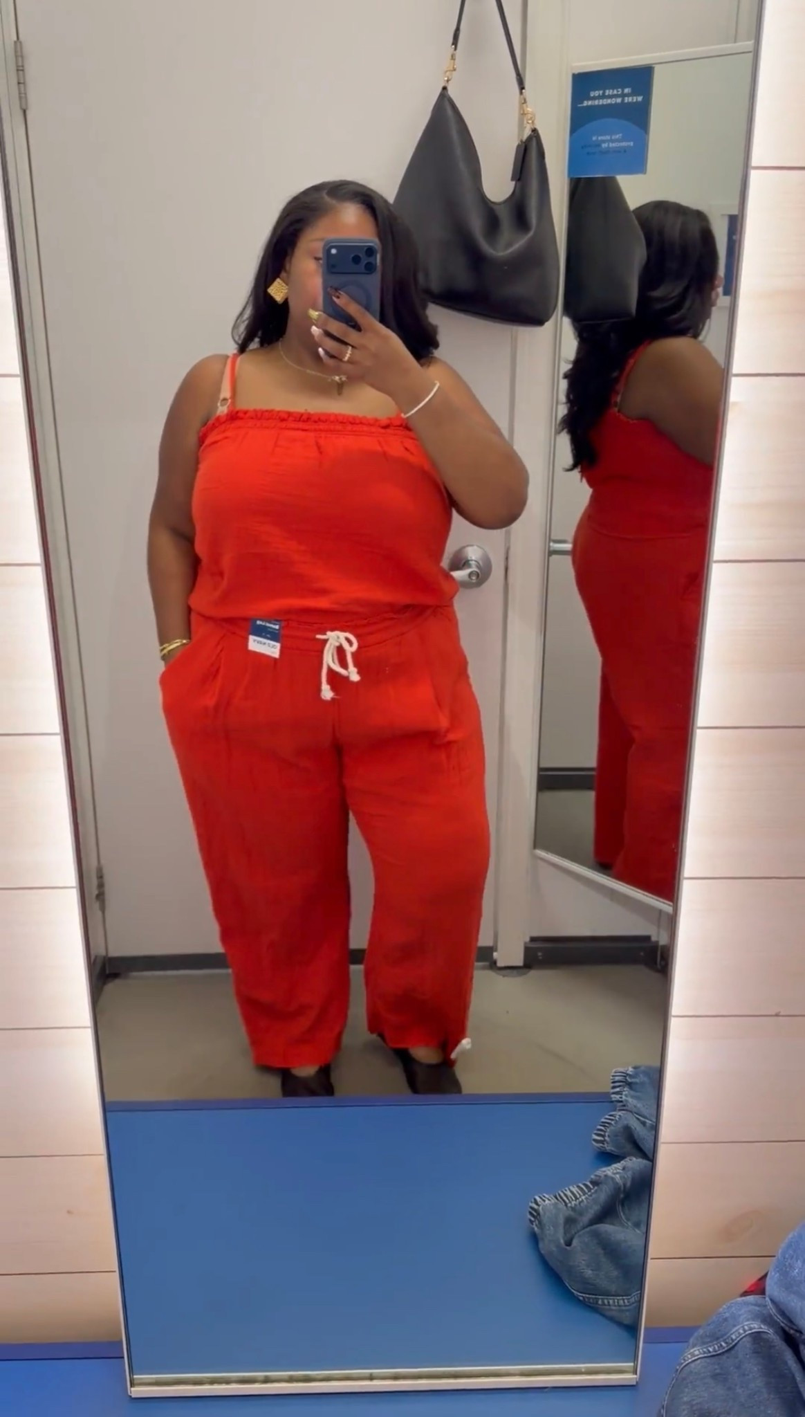 This Old Navy Set is currently on sale for 50% off!
✨New In 2 piece set for vacations! 
NEW: Crinkle Gauze tank top 
NEW: Crinkle Gauze High waist barrel ankle pants
*Both go up to a 4X*
- top: wearing XL
- bottom: wearing XXL



#LTKPlusSize #LTKootd #LTKgrwm