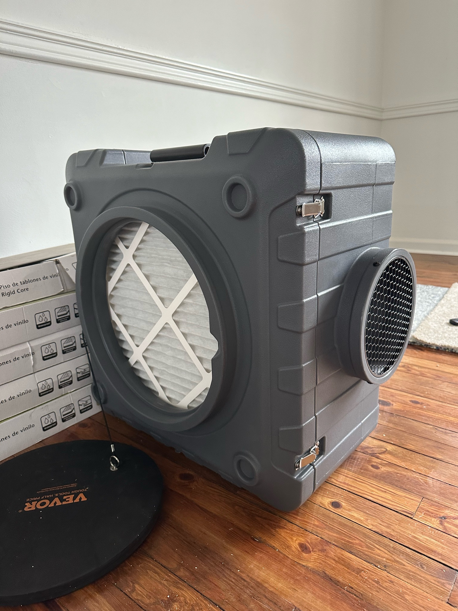 Commercial air scrubber 