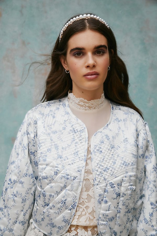 Laura Ashley UO Exclusive Farrah Reversible Quilted Jacket - White XL at Urban Outfitters | Urban Outfitters (US and RoW)
