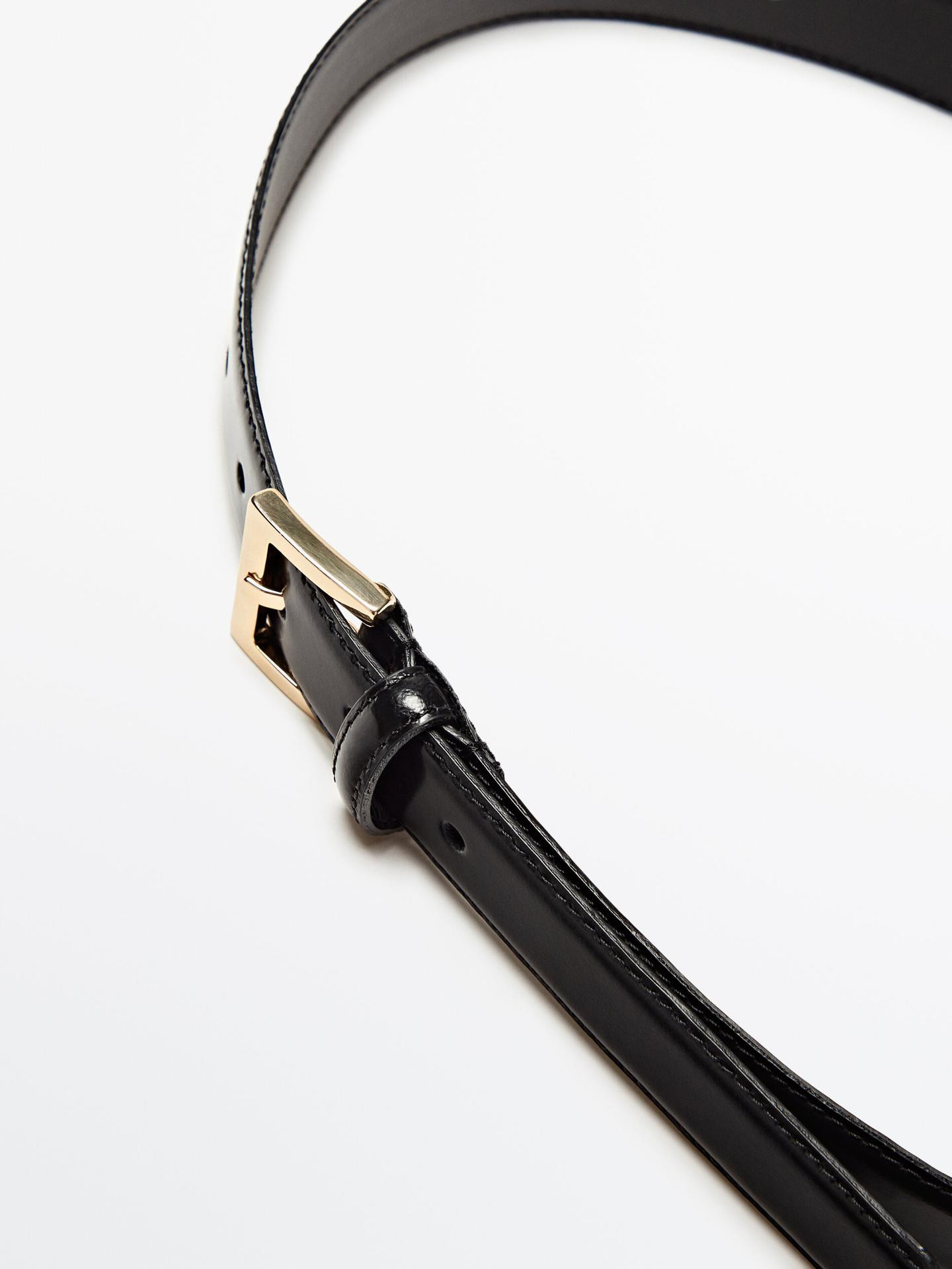 Leather belt with square buckle | Massimo Dutti US