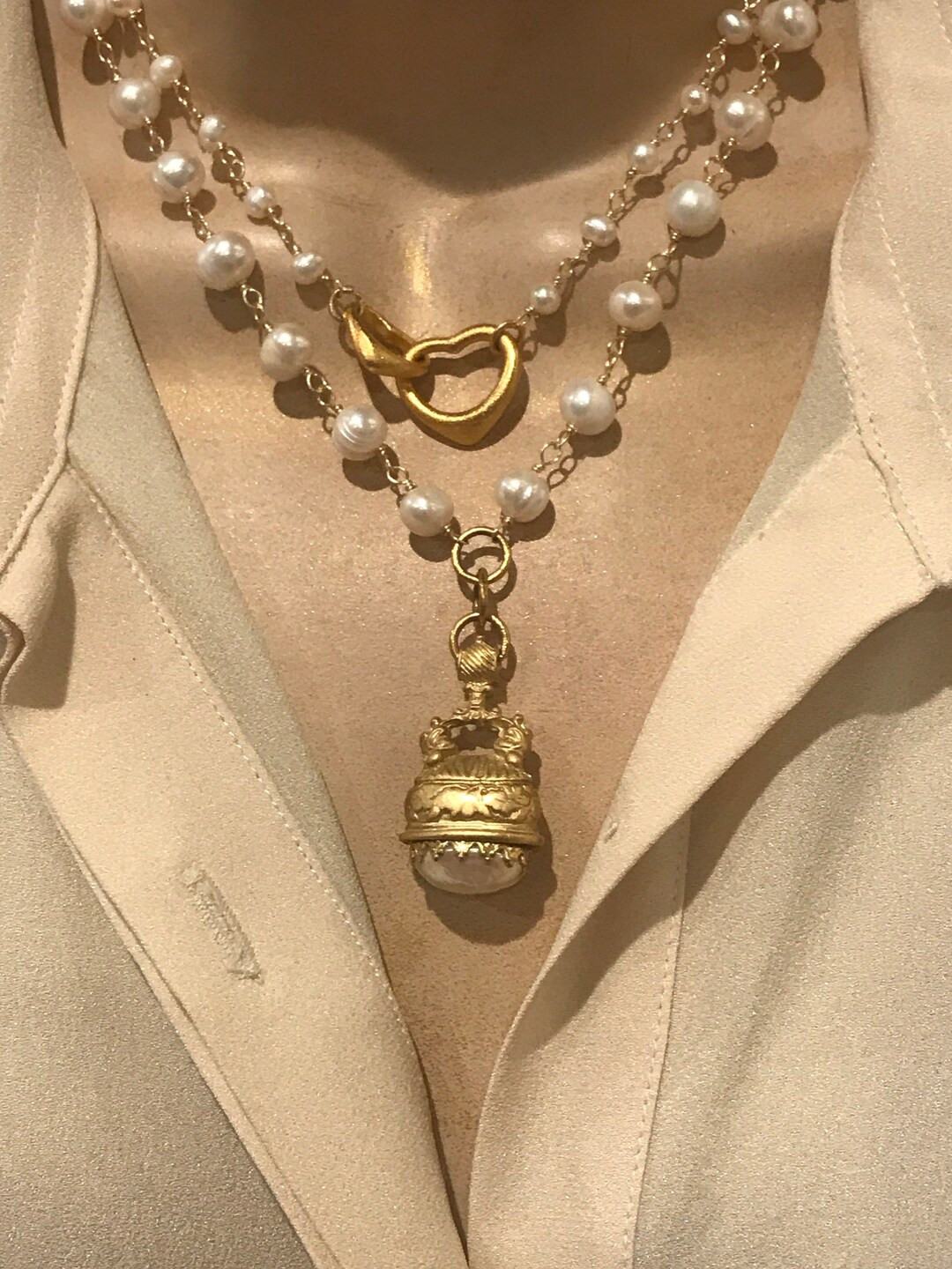 Fob and floating hearts necklace with natural pearls | Etsy (US)