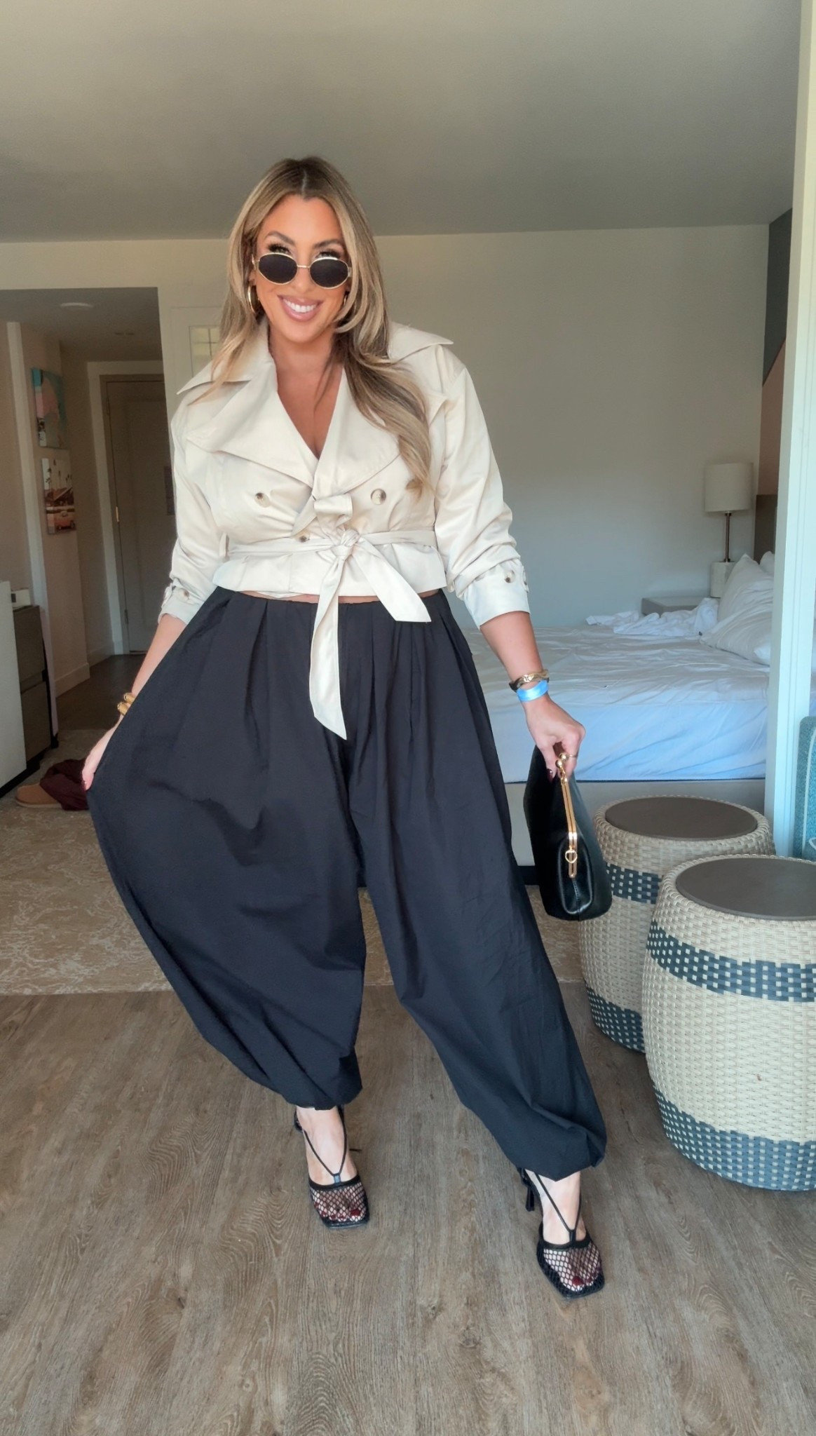 pants size medium (ring big size down stretch waist) 
jacket L


#LTKMidsize #LTKFindsUnder50 #LTKStyleTip