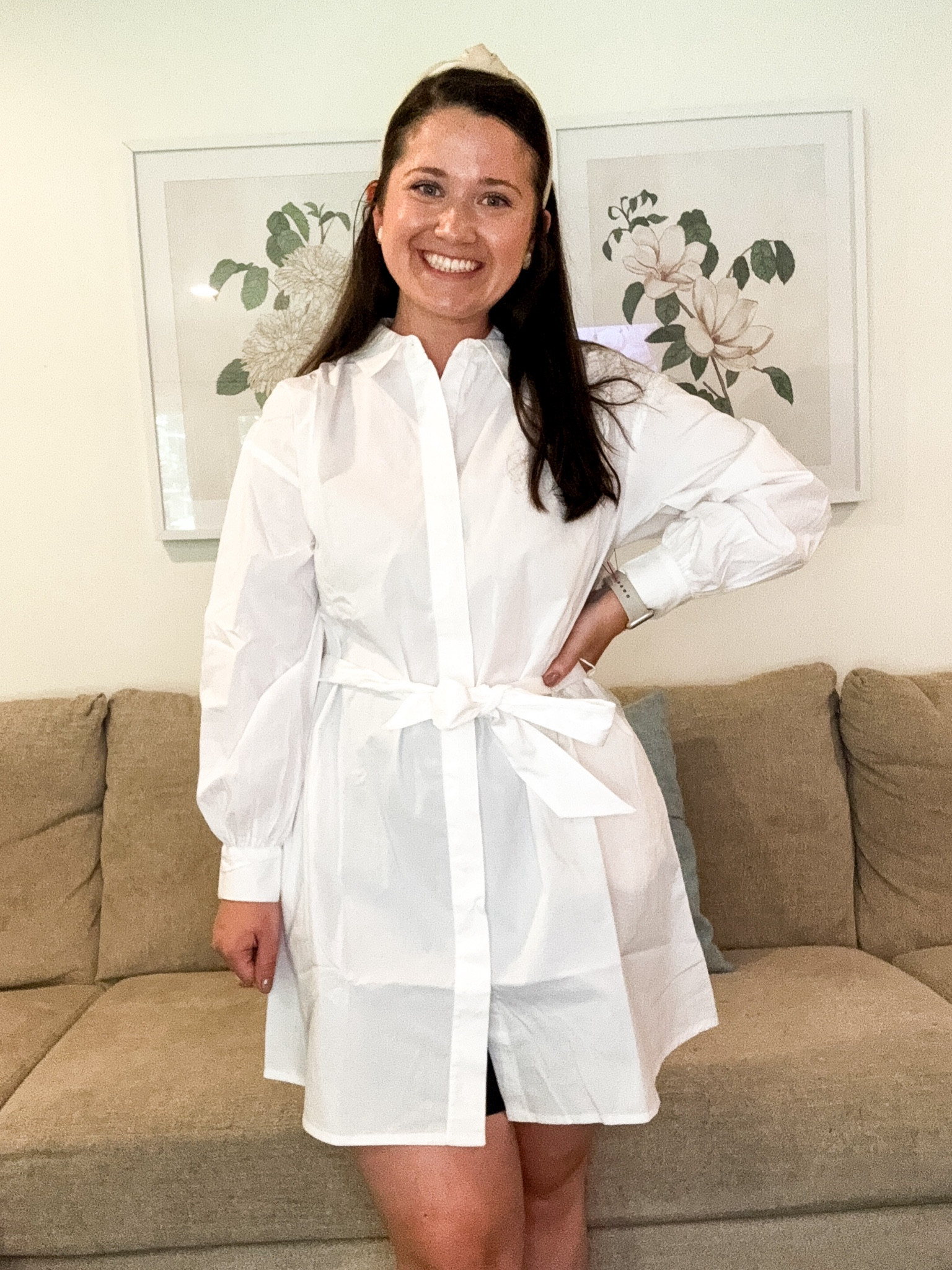 White shirt dress. White dress. Work wear outfit. Work dress 