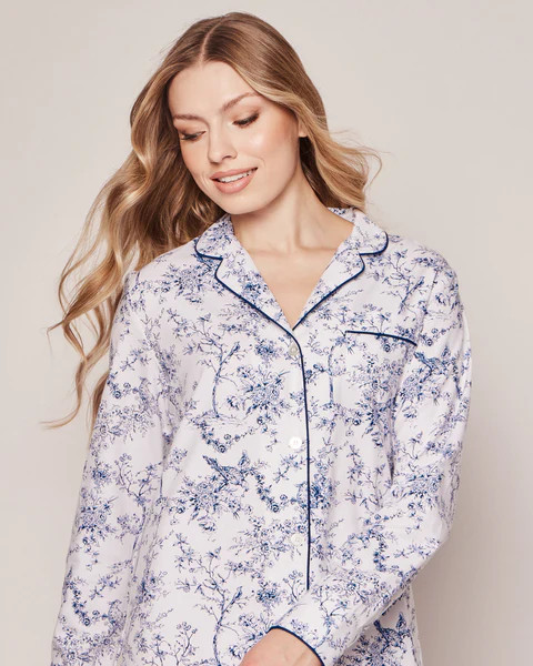Women’s Twill Nightshirt in Timeless Toile | Over The Moon