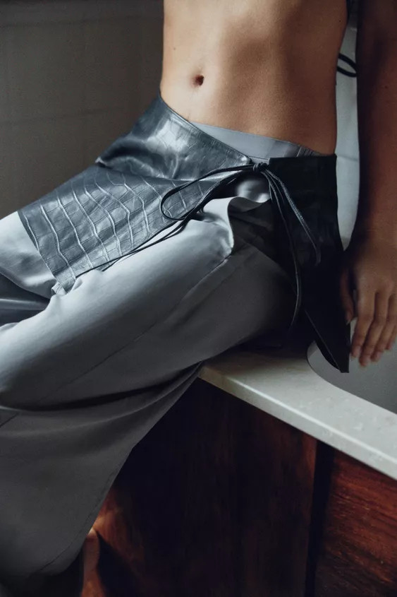 100% EMBOSSED LEATHER SKIRT BELT | Zara US