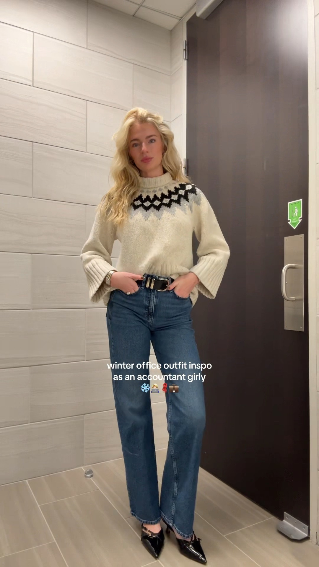 could this sweater get anymore perfect 