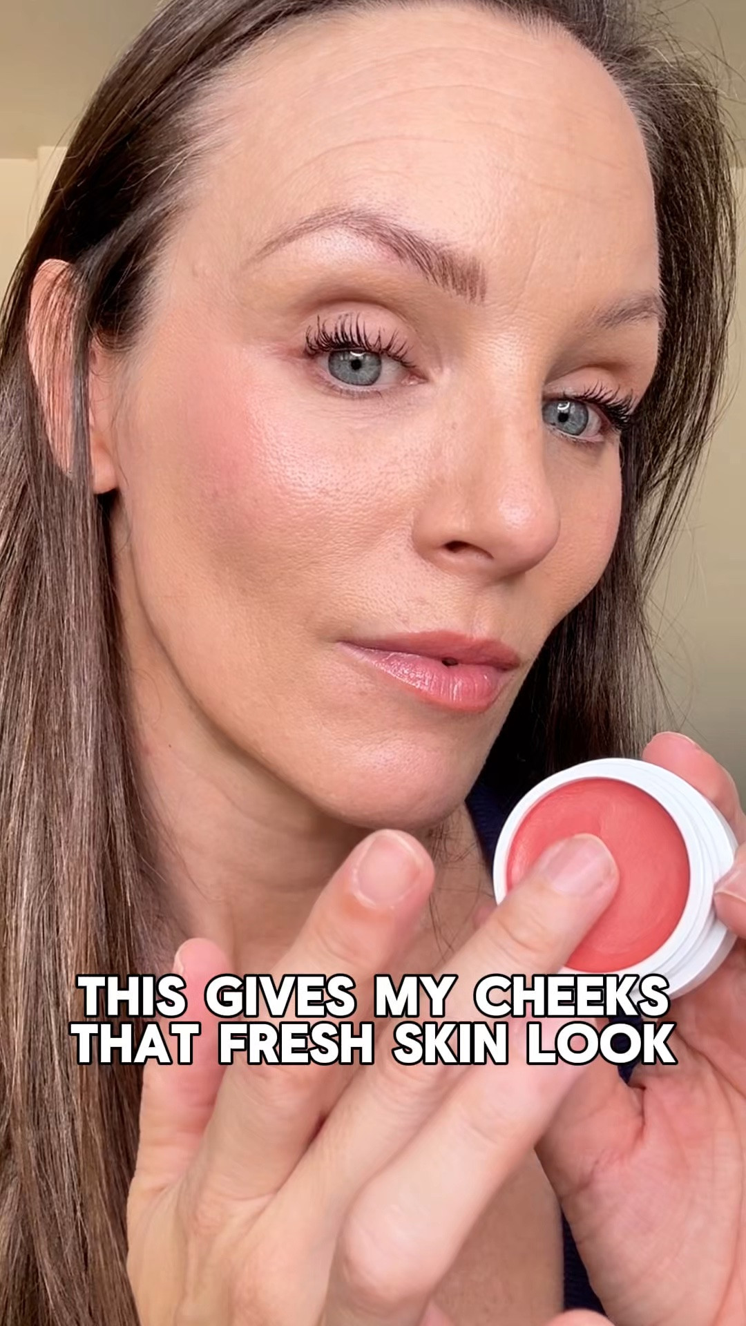 These little Miracle Balms are basically glow in a jar. I have Miami Beach and Dusty Rose — both add sheen and a little tint, but Miami Beach is definitely the brighter glow while Dusty Rose is more subtle. And honestly, I’m thrilled they’re minis because I don’t need a full-size one of either. 😂
.
#jonesroadbeauty #beautyover40 #miraclebalm #minimalmakeup #easymakeup 
@jonesroadbeauty

#LTKgrwm #LTKOver40 #LTKBeauty
