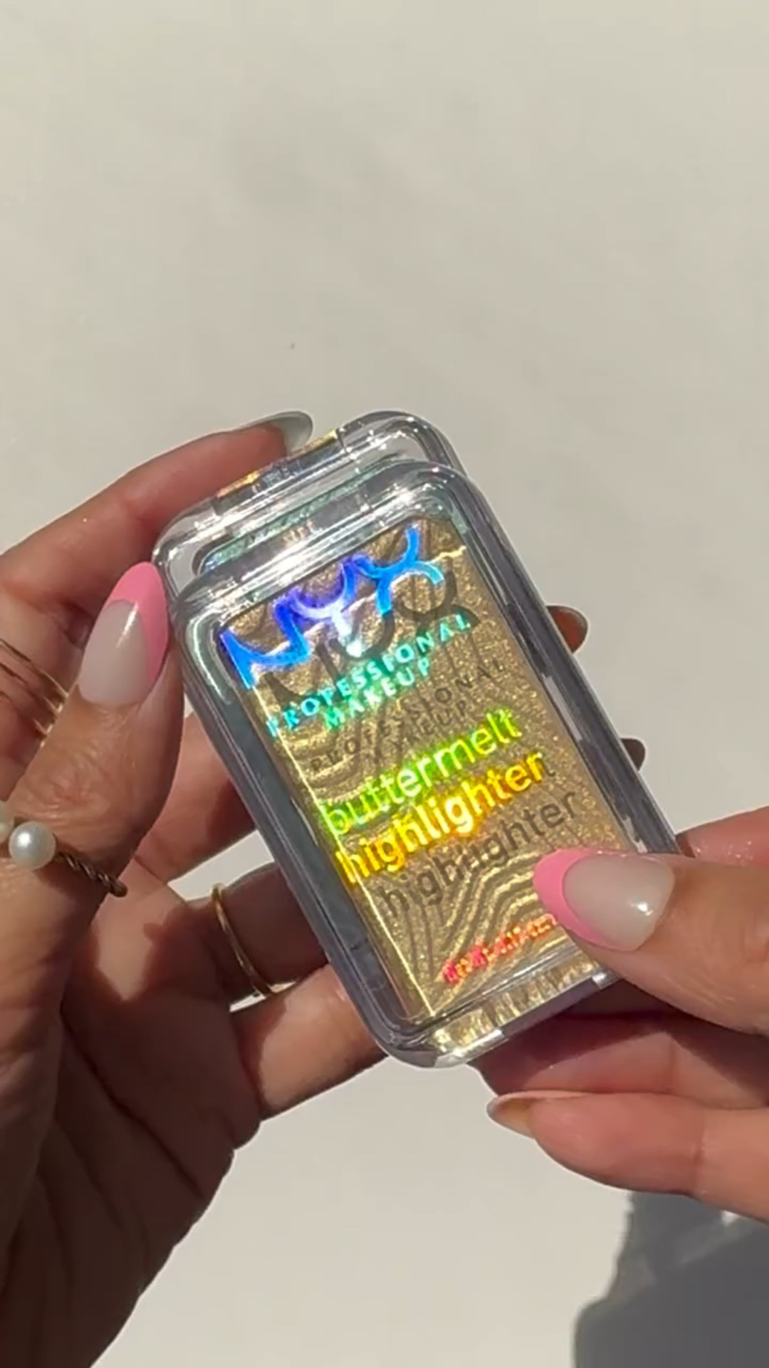 The one brand that has been consistently delivering this year and i have spent most of my own money on is @nyxcosmetics !! I have been wanting to try their Buttermelt line for a while and finally caved in and bought 2 highlighters.. they are so pretty.. 

What has been the brand that you couldnt resist this year?? 

#nyxcosmetics #nyxprofessionalmakeup #nyxbuttermelt #nyxbuttermelthighlighter #hıghlıghter #highlighters #highlighterswatches #buttermelthighlighter #beautifulmakeup

#LTKBeauty #LTKHoliday #LTKGiftGuide