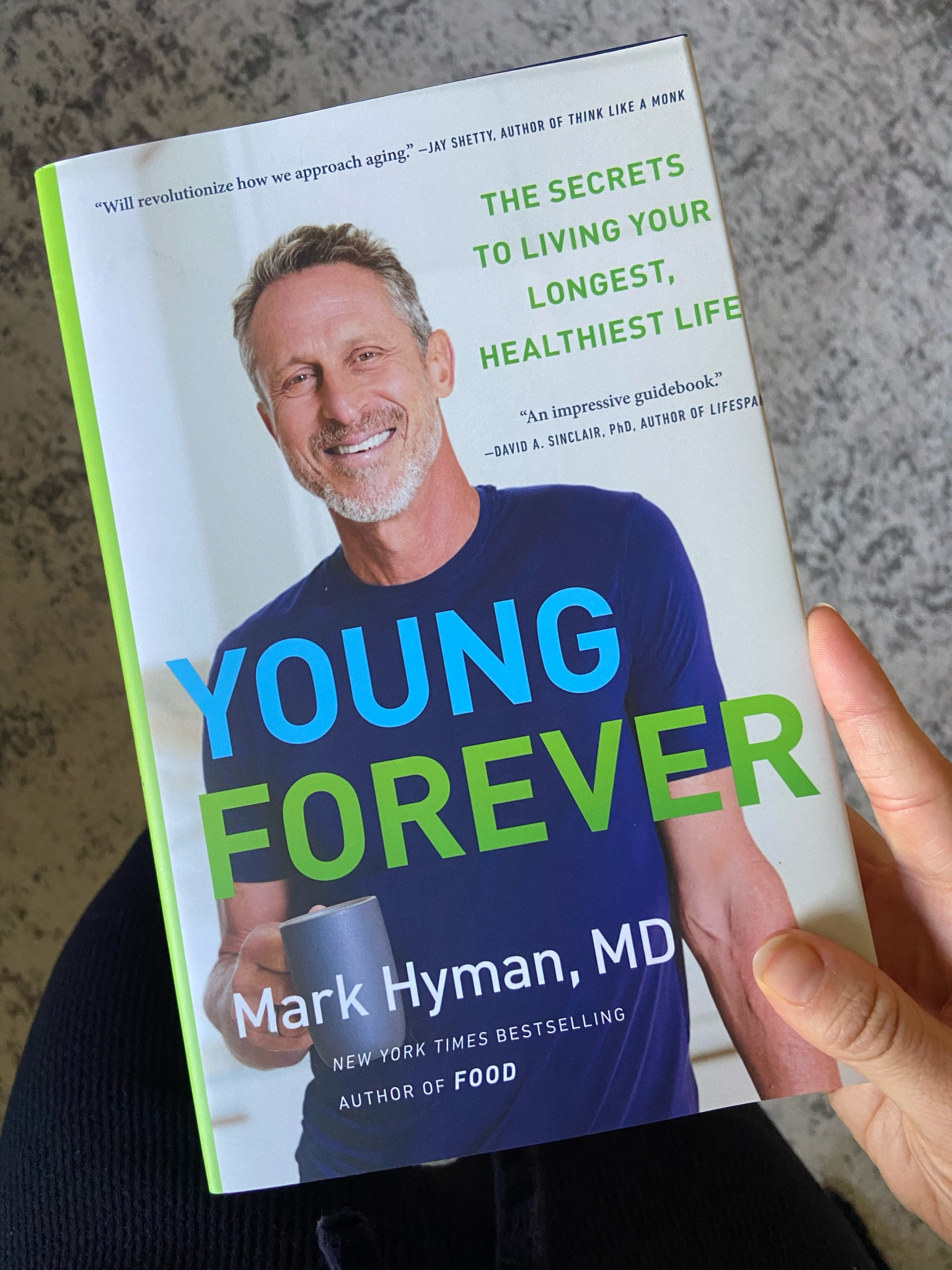 about to hop onto this new read by the Mark Hyman

#LTKunder50 #LTKU #LTKhome