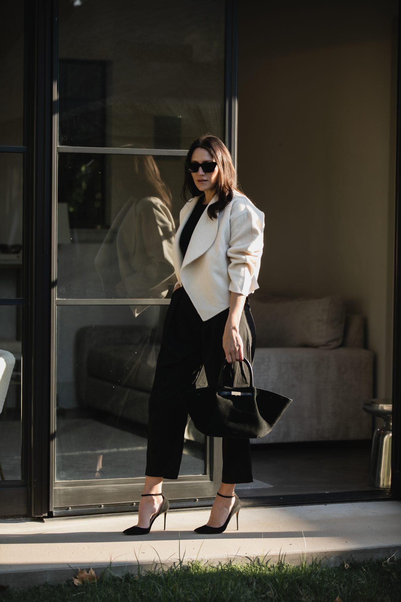 This cream cropped jacket and pinstripe pants are the perfect transitional fall outfit and I have a code for you! 

Use Gray20 for 20% off entire order OR Gray30 for 30% off entire order over $199.00

#LTKsalealert #LTKover40 #LTKworkwear
