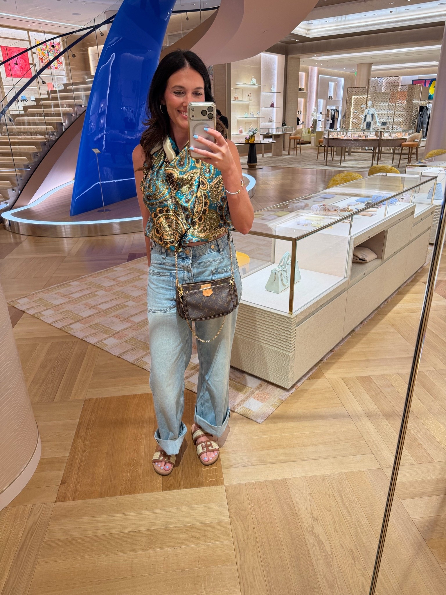 Turned a scarf into a top for Vegas night one! 

#vegas #lasvegas #scarf #louisvuitton #vegasoutfit #vegasstyle #waystowearascarf

#LTKdayinmylife #LTKootd #LTKgrwm