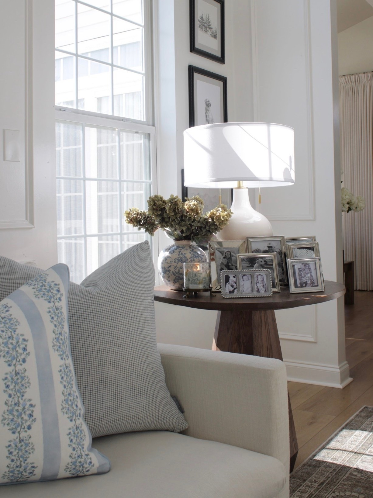 Spring living room decor 🌷🪴

#LTKSeasonal #LTKHome #LTKmomlife